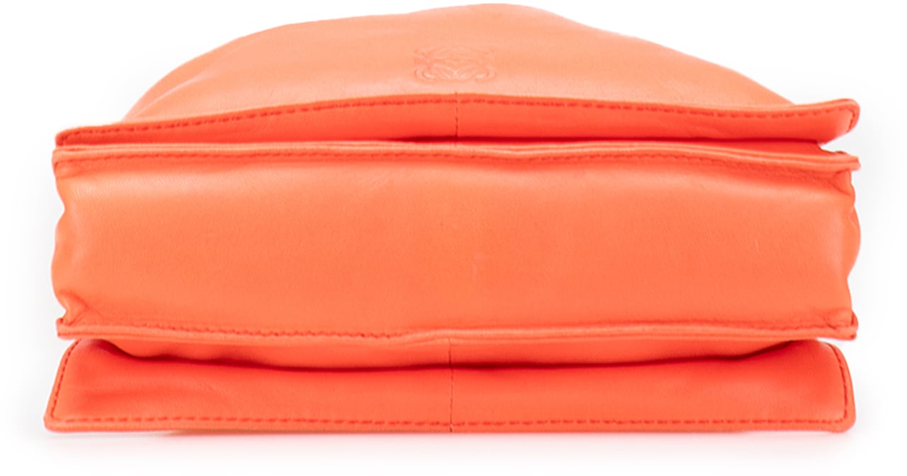 Loewe Mini Nappa Flamenco Tassel Crossbody Oranje