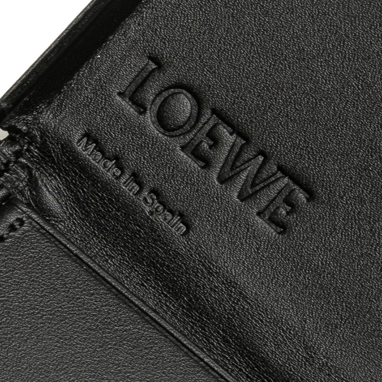 Loewe Mini Soft Calfskin Heel Pouch Zwart