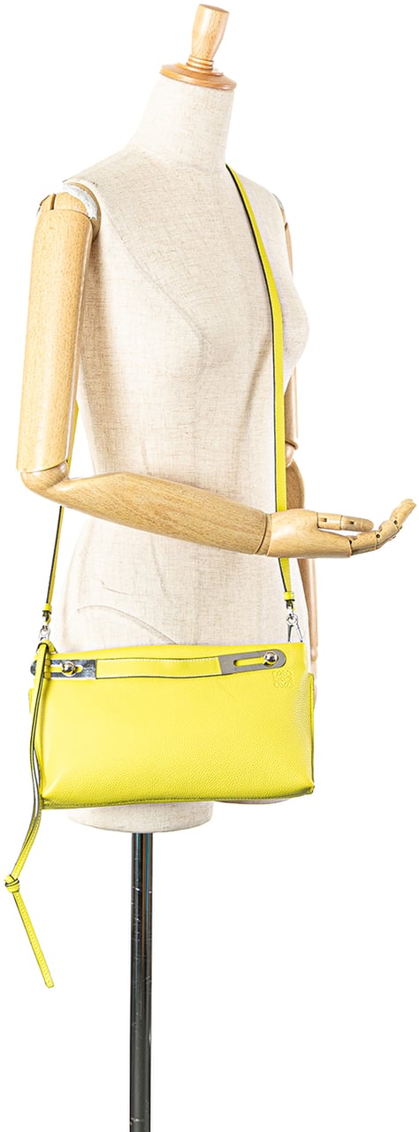 Loewe Small Leather Missy Satchel Geel