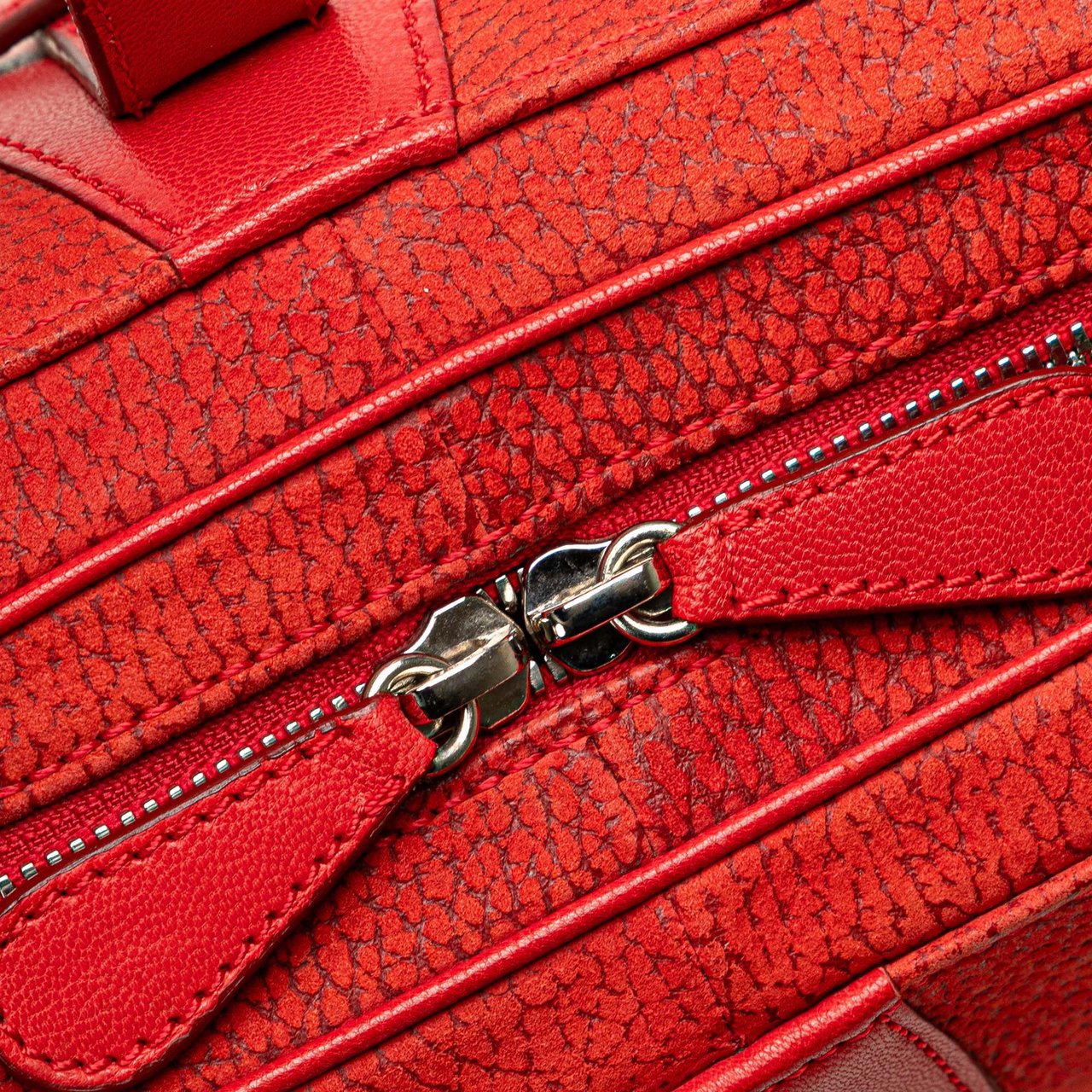 Loewe Nubuck Senda Handbag Rood