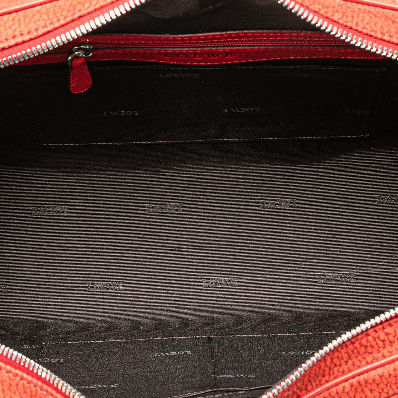 Loewe Nubuck Senda Handbag Rood