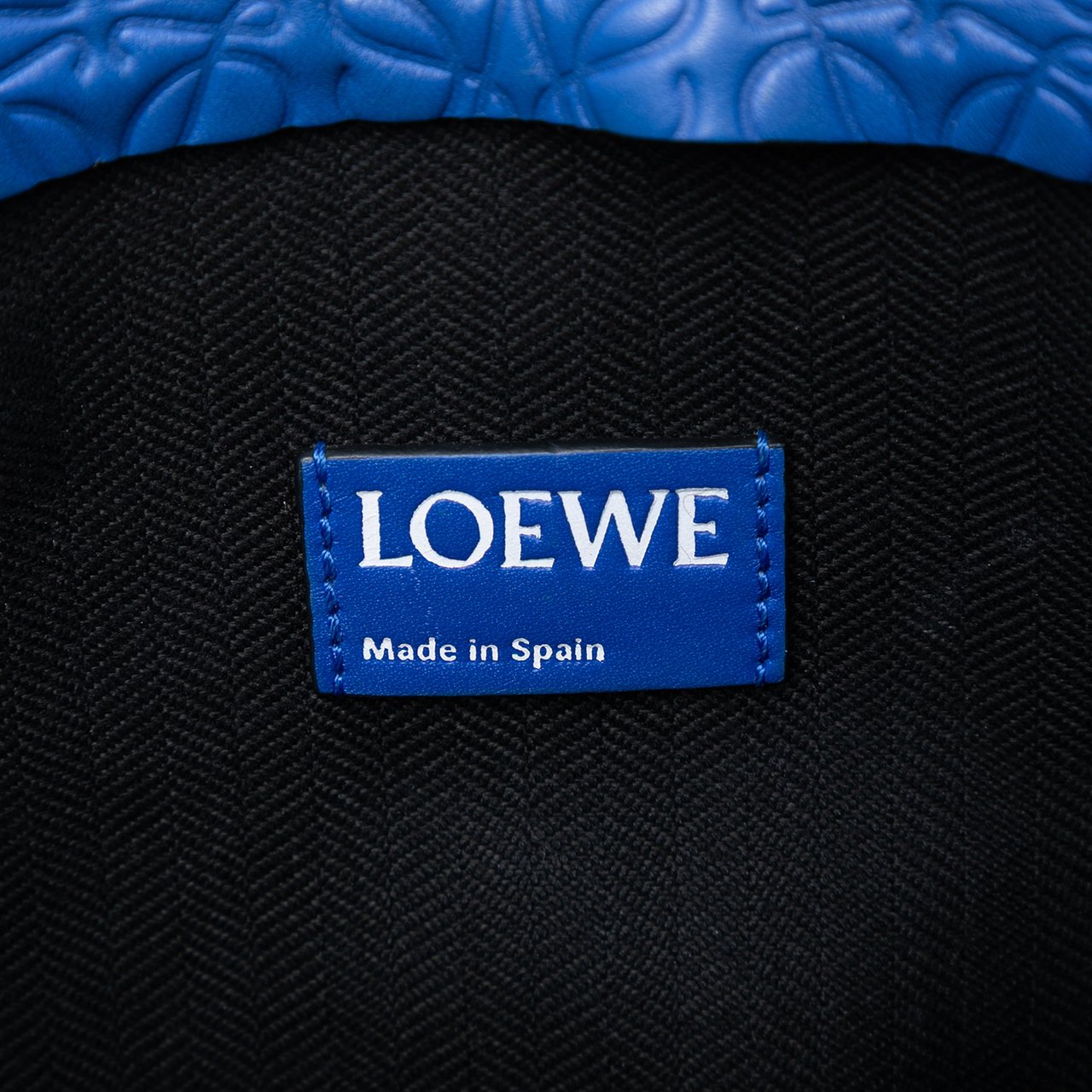 Loewe Embossed Anagram Repeat T Clutch Blauw