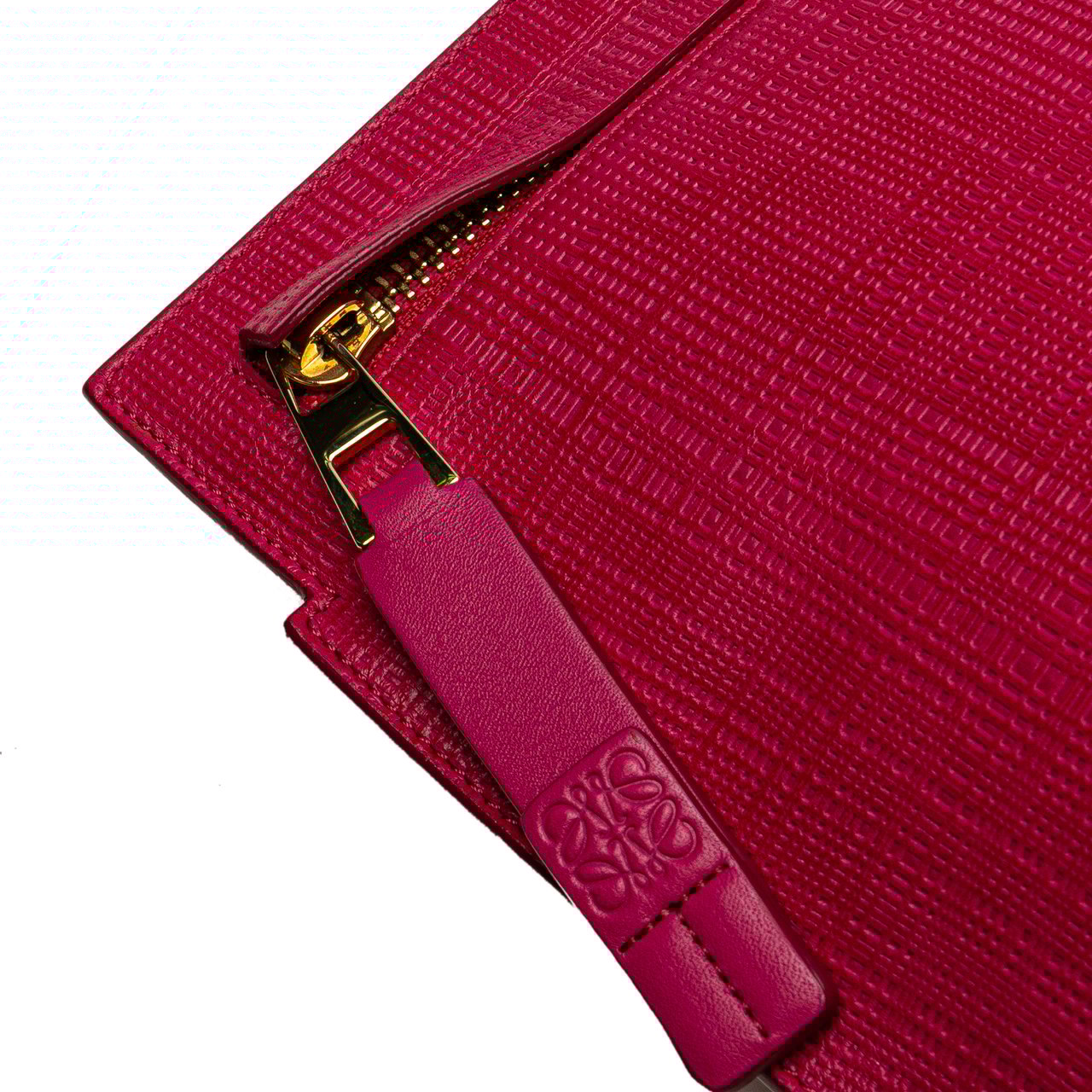 Loewe Large Linen Embossed Patent Anagram Repeat T Pouch Roze