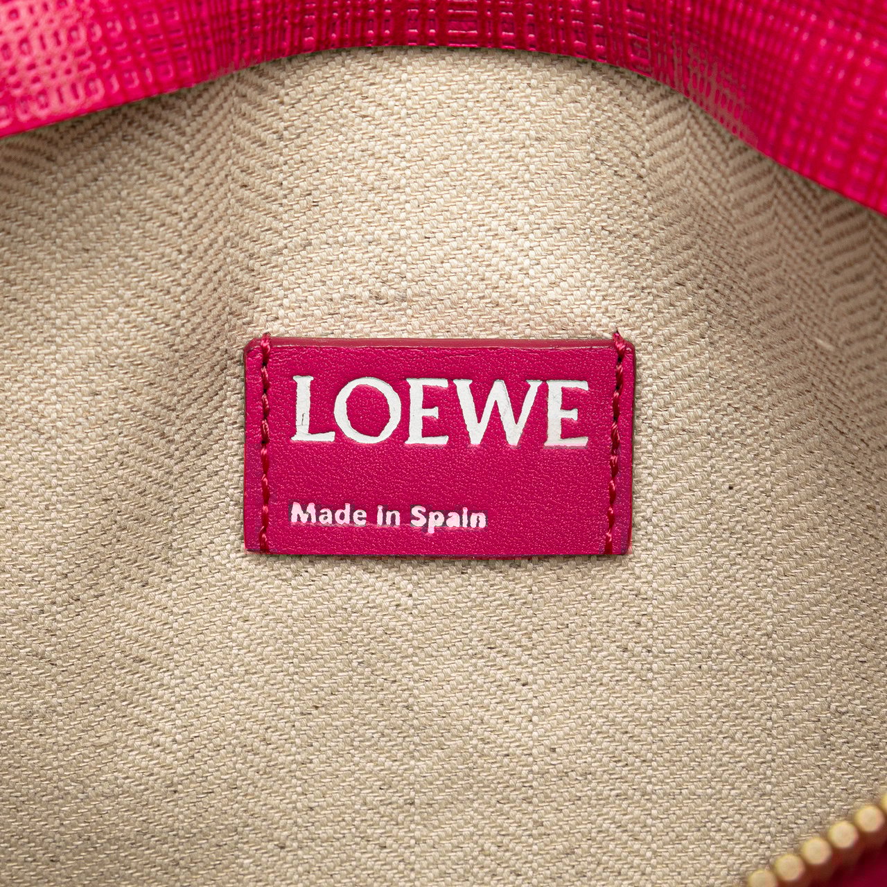 Loewe Large Linen Embossed Patent Anagram Repeat T Pouch Roze