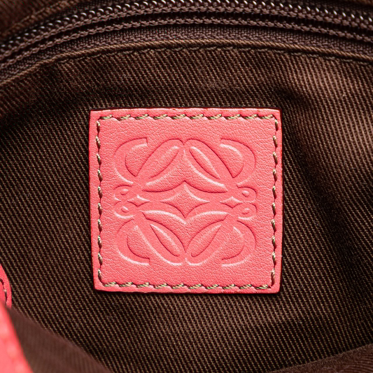 Loewe Leather Fiesta Satchel Roze