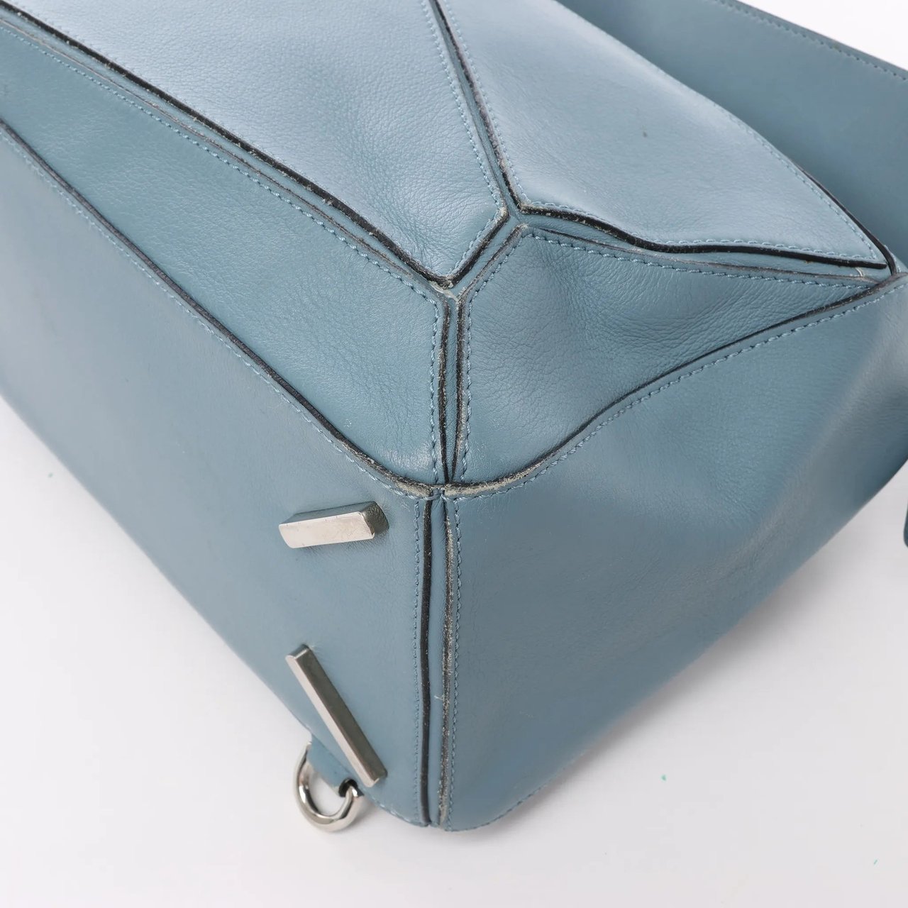 Loewe LOEWE Puzzle Medium Leather 2Way Handbag in Blue Blauw