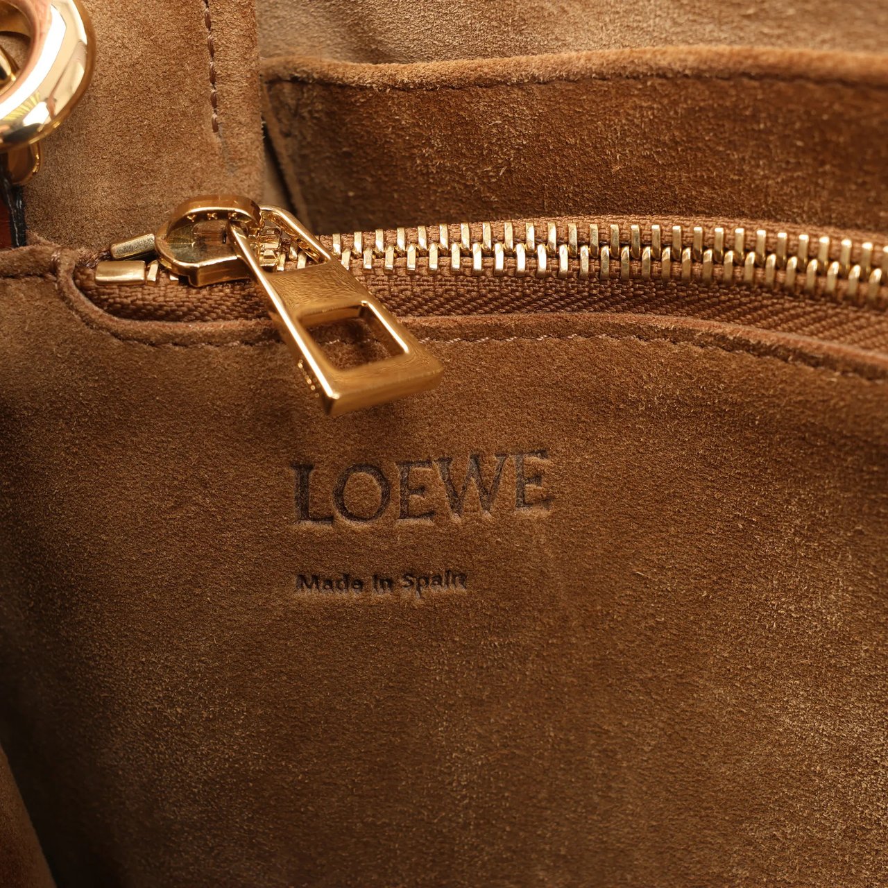 Loewe LOEWE Gate Top Handle Leather 2Way Handbag in Brown Bruin