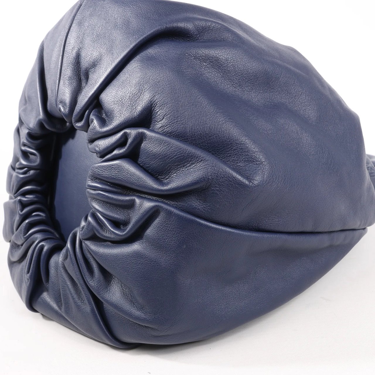 Loewe LOEWE Bounces Leather Handbag in Navy Blue Navy