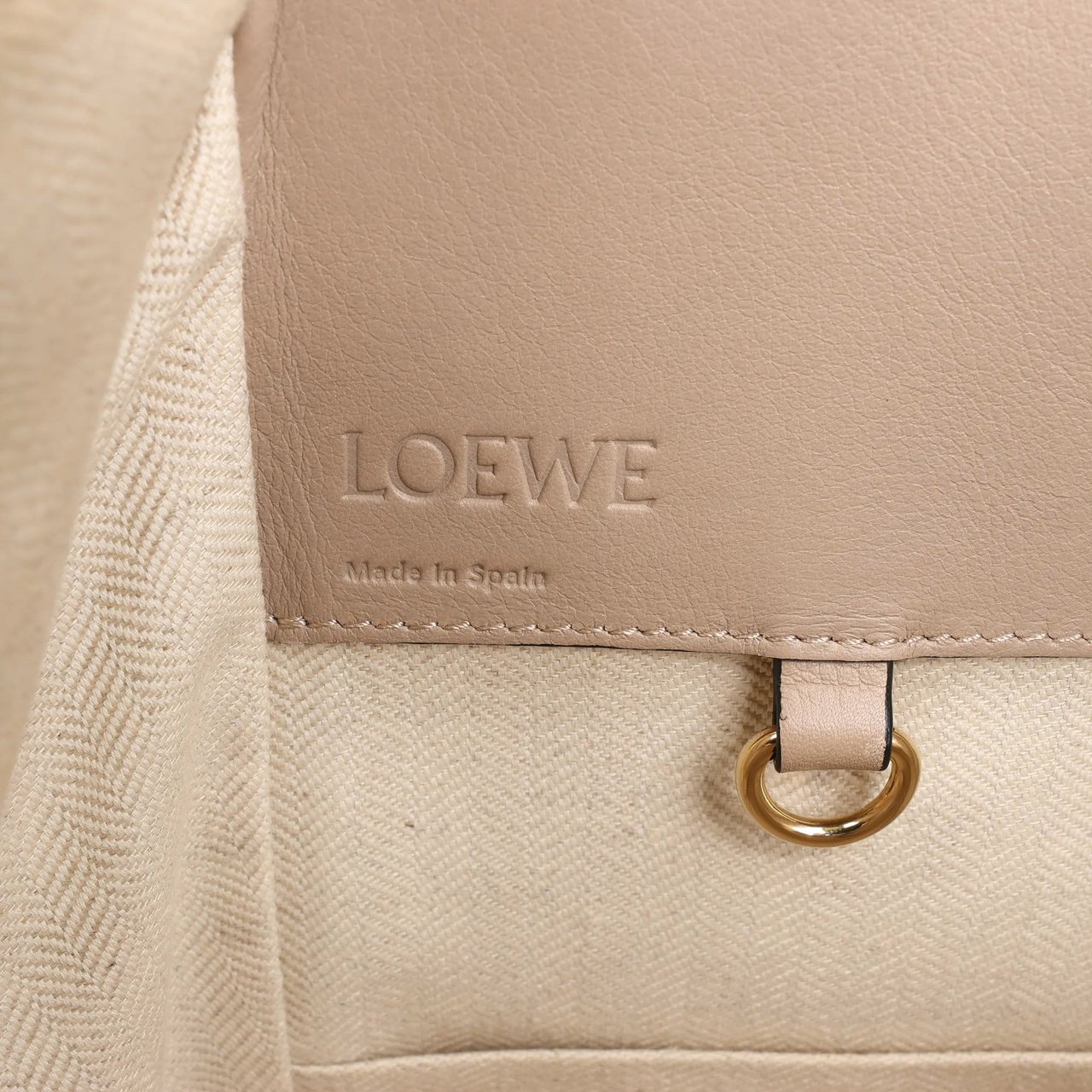 Loewe LOEWE Hammock Small Leather 2Way Handbag in Beige Beige