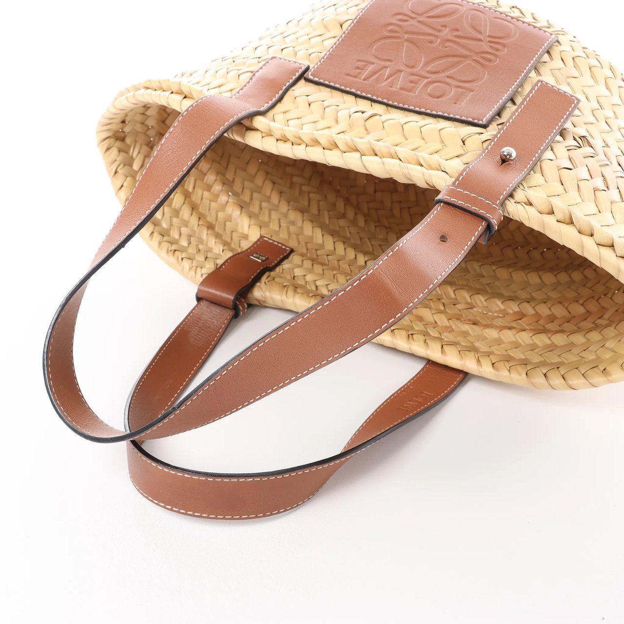 Loewe LOEWE Anagram Basket Small Raffia x Leather Handbag in Beige x Brown Divers