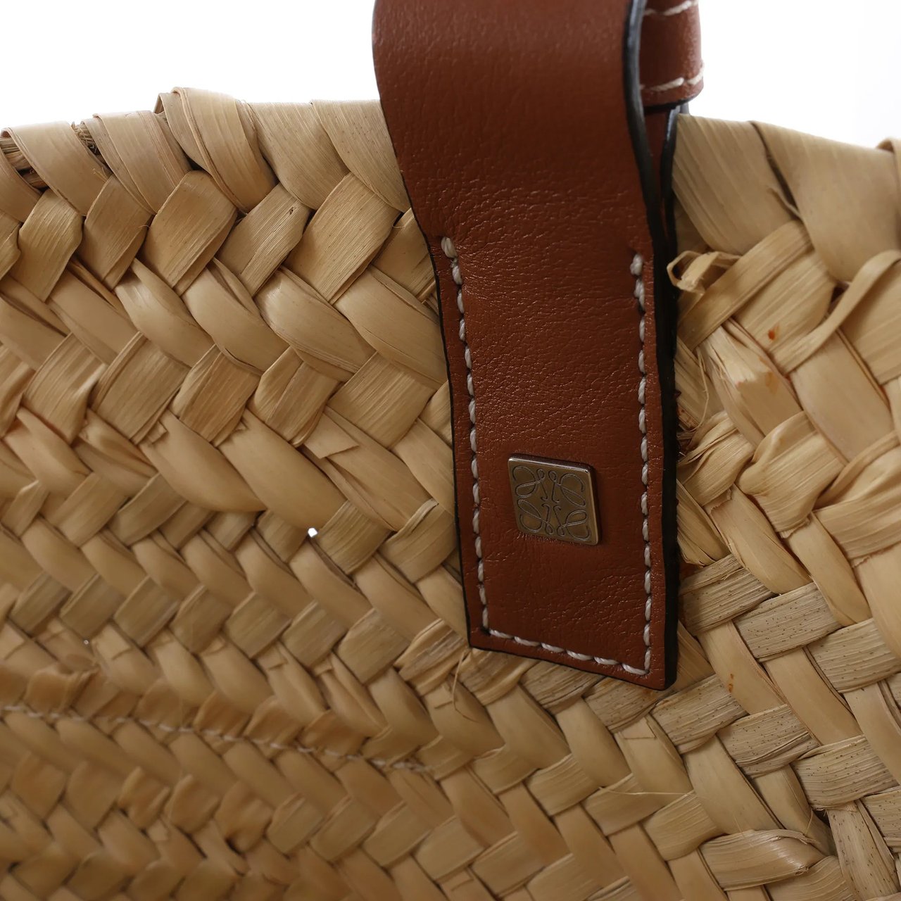 LOEWE Basket Large Raffia x Leather Handbag in Beige x Brown Divers