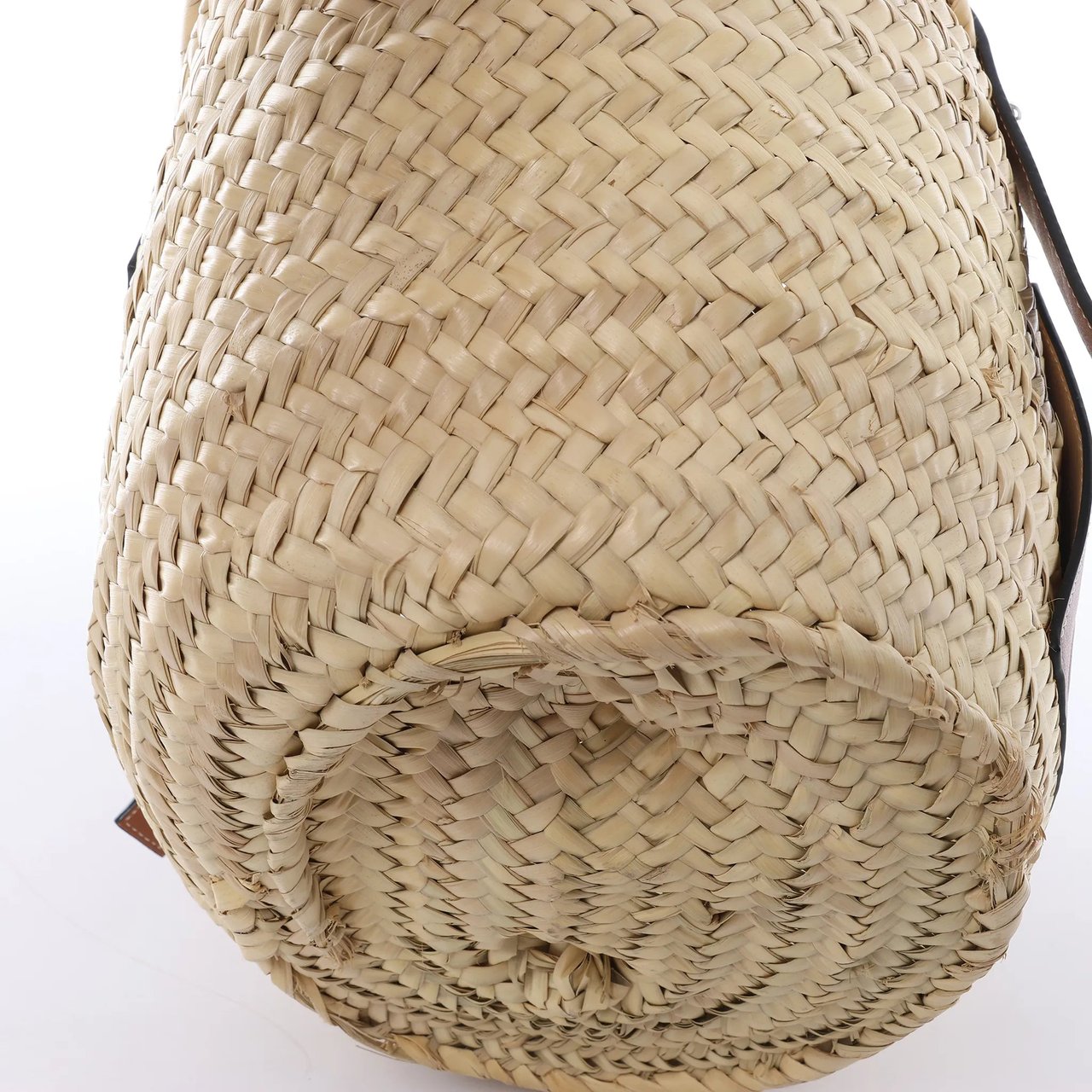 LOEWE Basket Large Raffia x Leather Handbag in Beige x Brown Divers