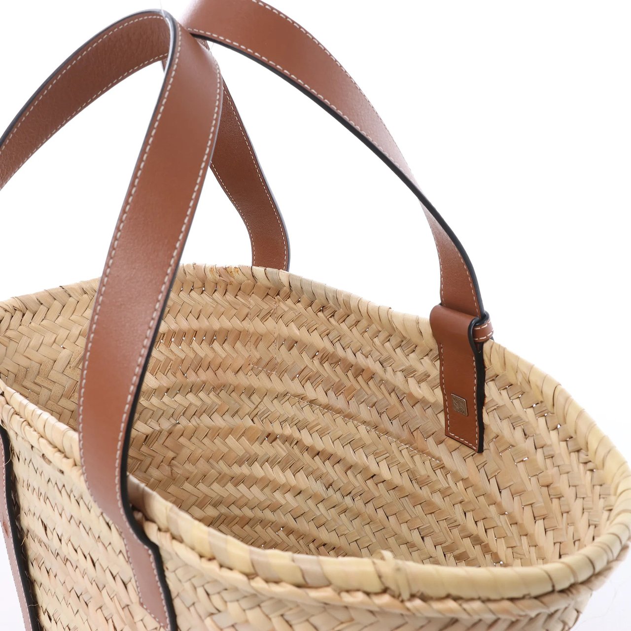 LOEWE Basket Medium Raffia x Leather Handbag in Beige x Brown Divers