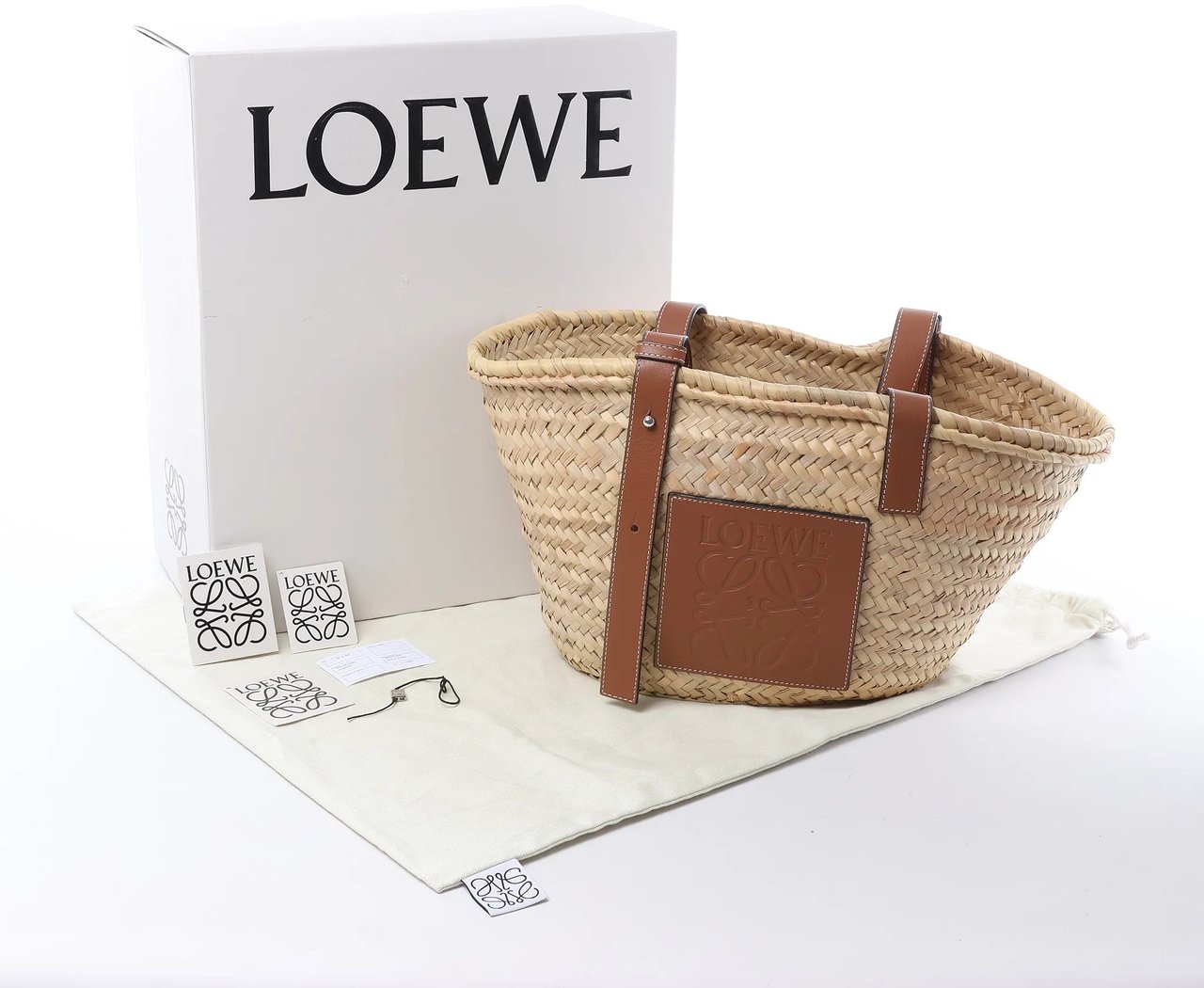 LOEWE Basket Medium Raffia x Leather Handbag in Beige x Brown Divers