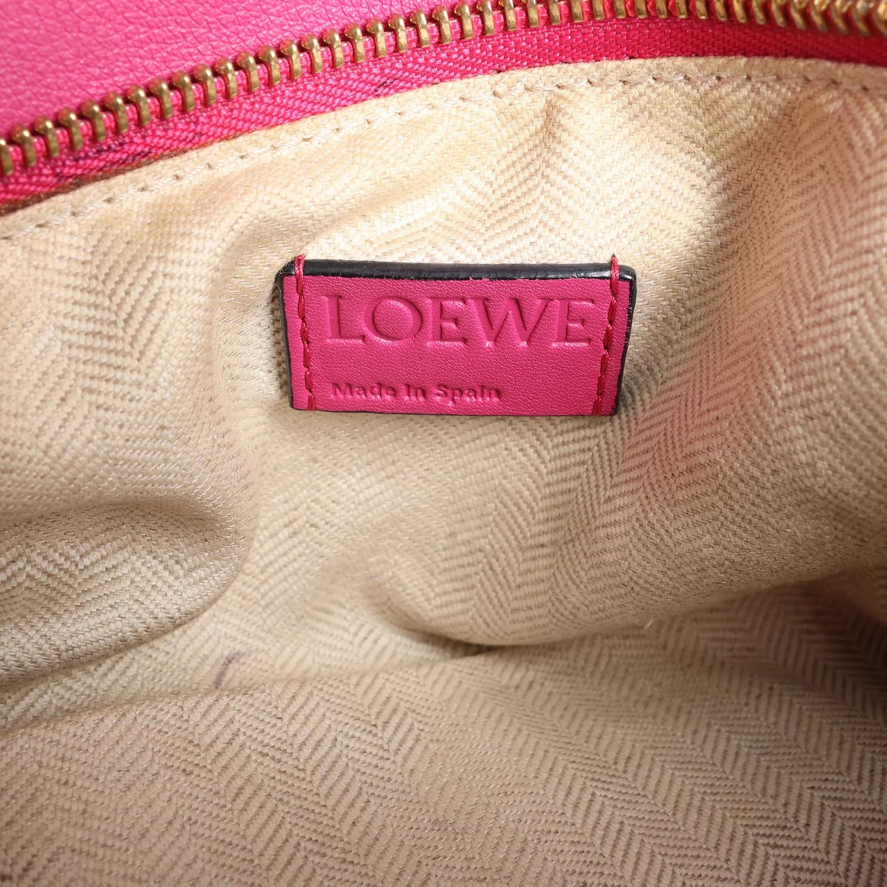 LOEWE Puzzle Medium Leather 2Way Handbag in Pink Roze