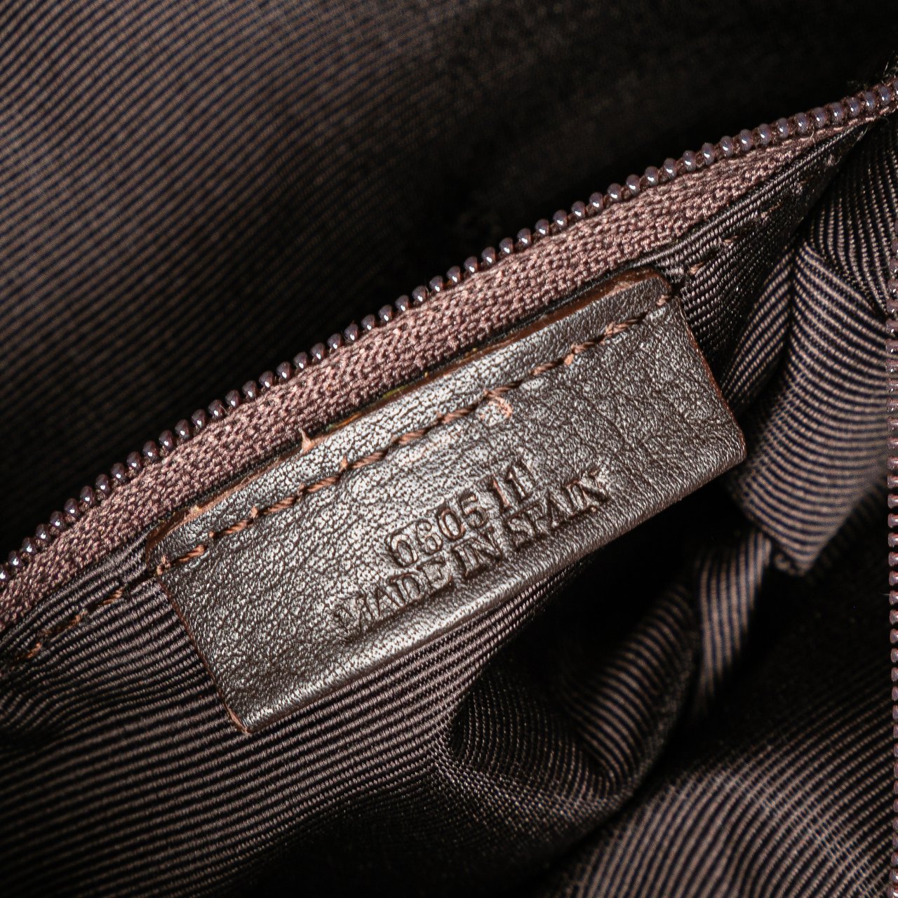 Loewe Leather Crossbody Rood