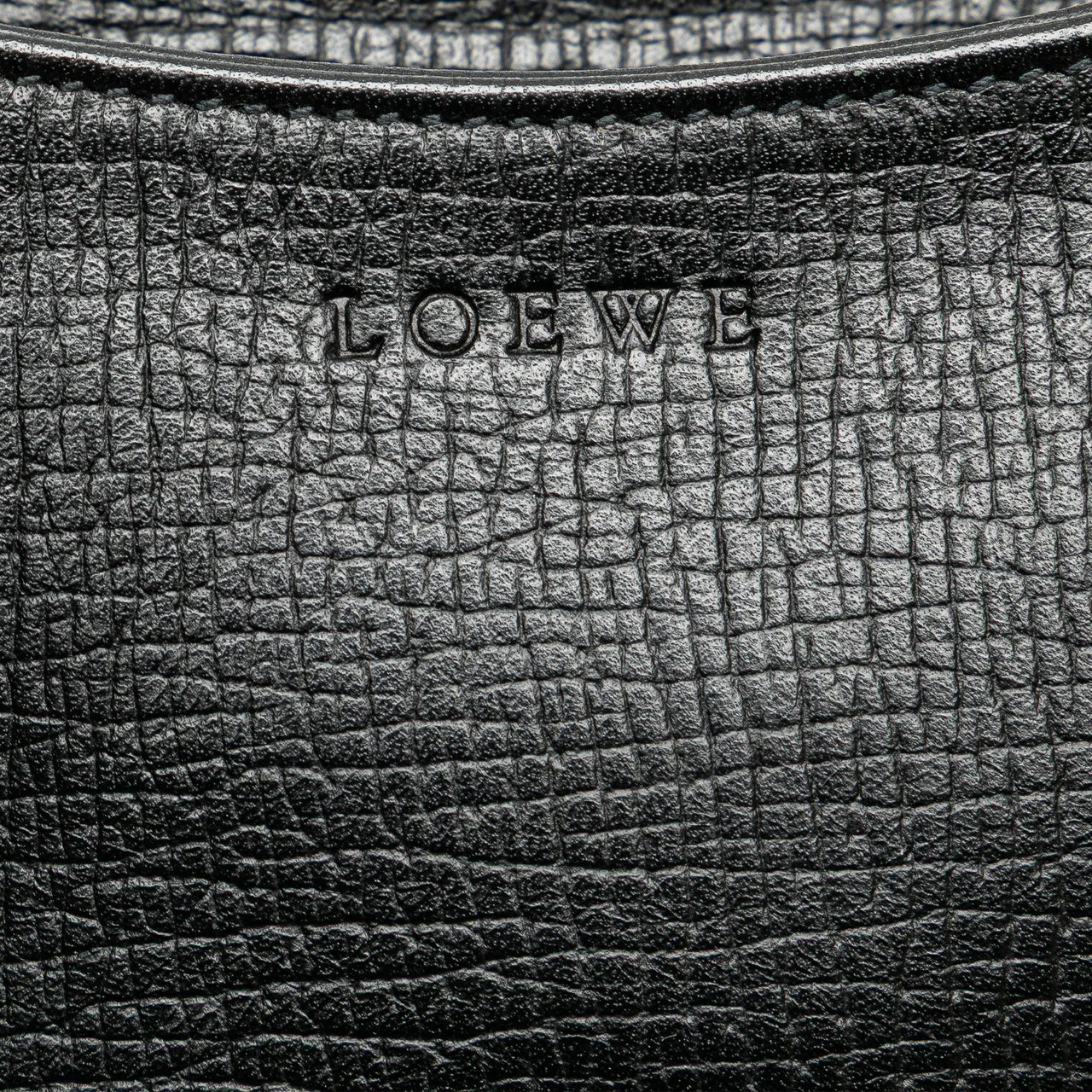 Loewe Leather Shoulder Bag Zwart