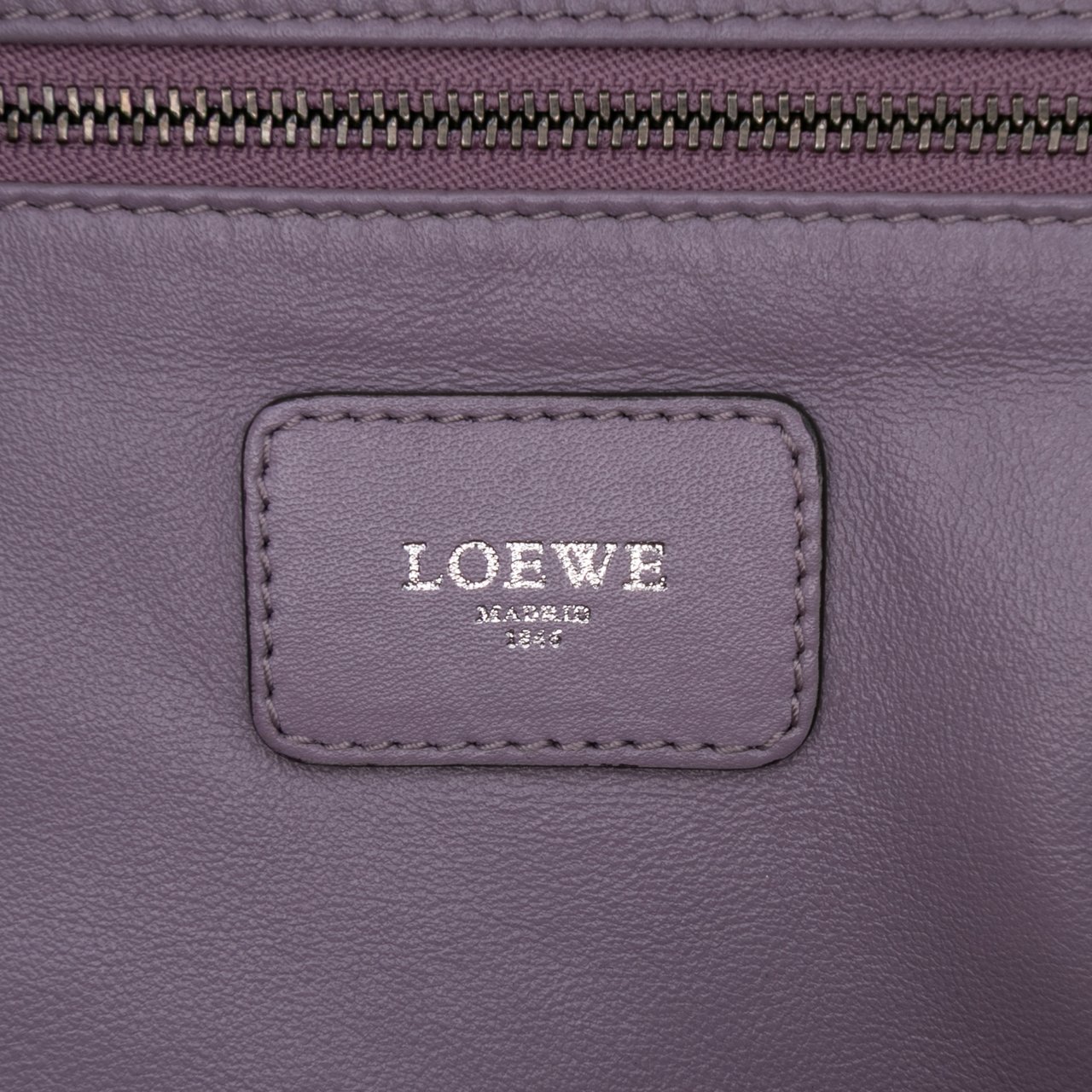 Loewe Tricolor Goatskin Amazona 36 Paars