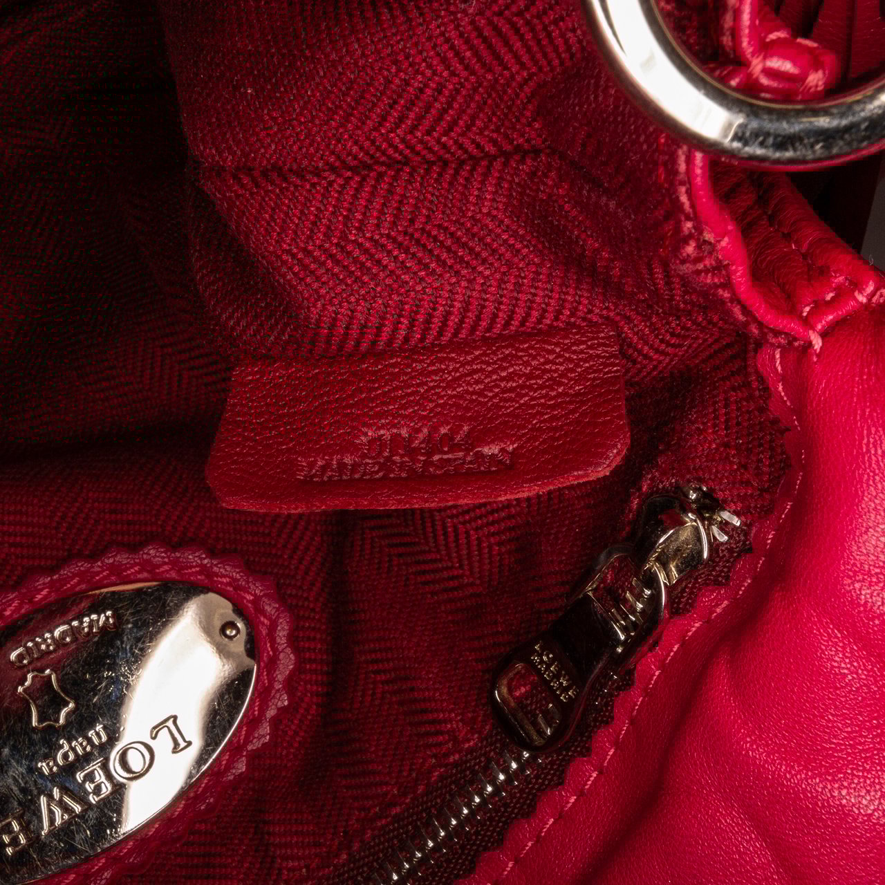 Loewe Small Leather Flamenco Crossbody Bag Roze