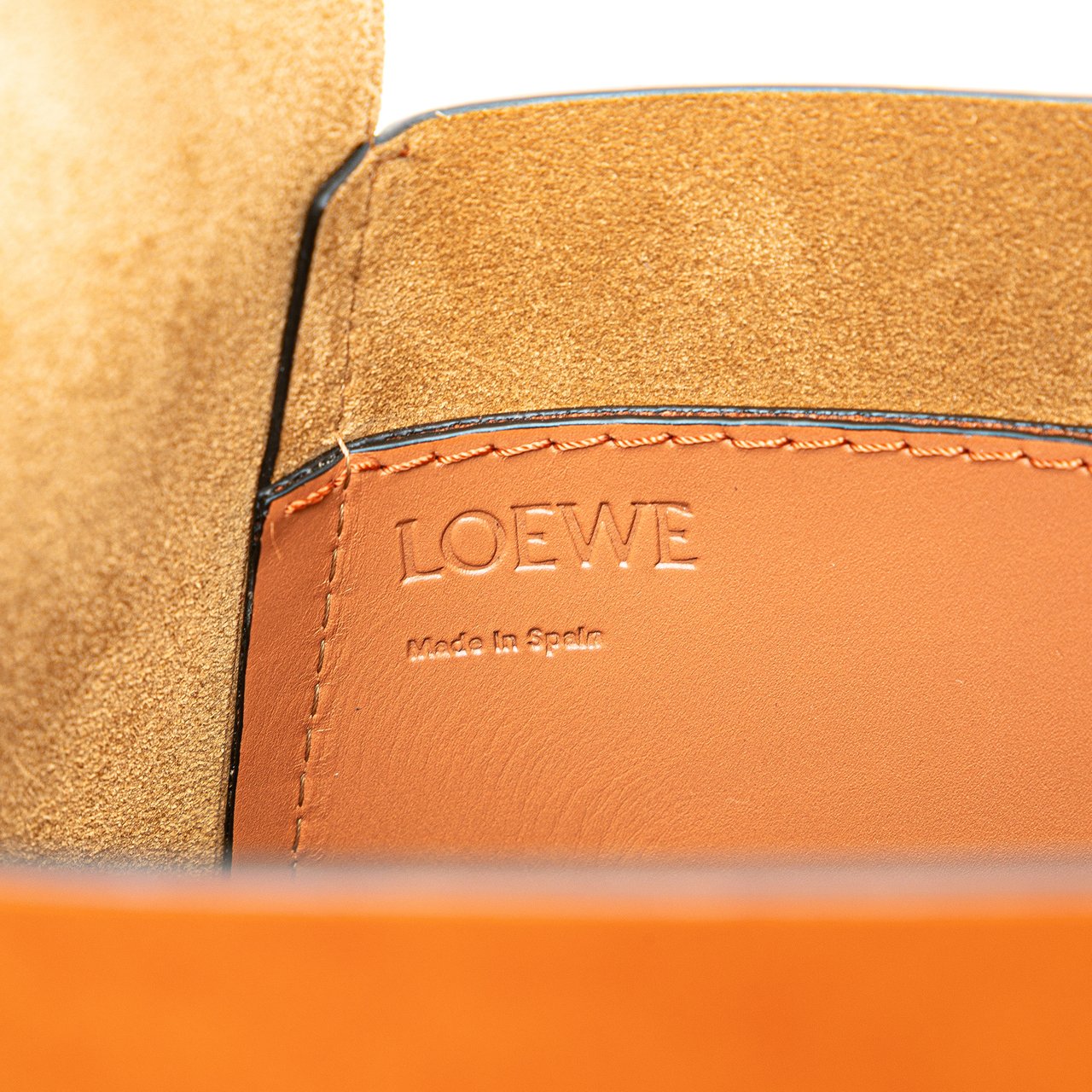 Loewe Calfskin Bamboo Bucket Bag Bruin