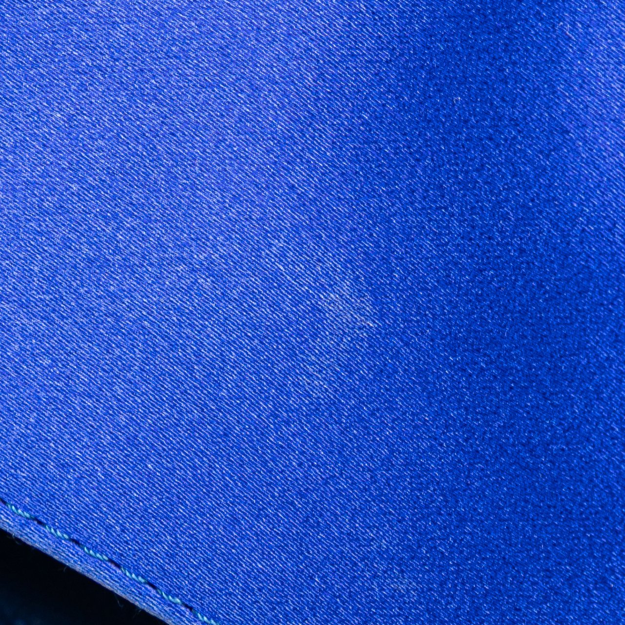 Loewe Small Satin Flamenco Knot Blauw