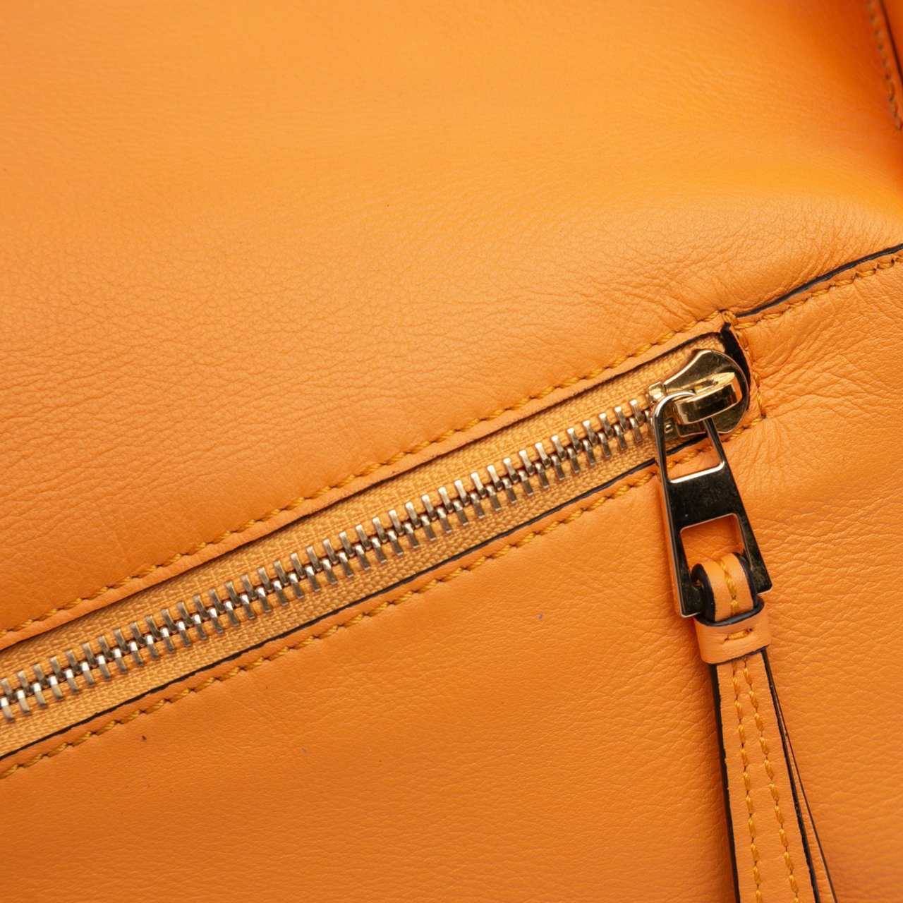 Loewe Calfskin Puzzle Hobo Oranje