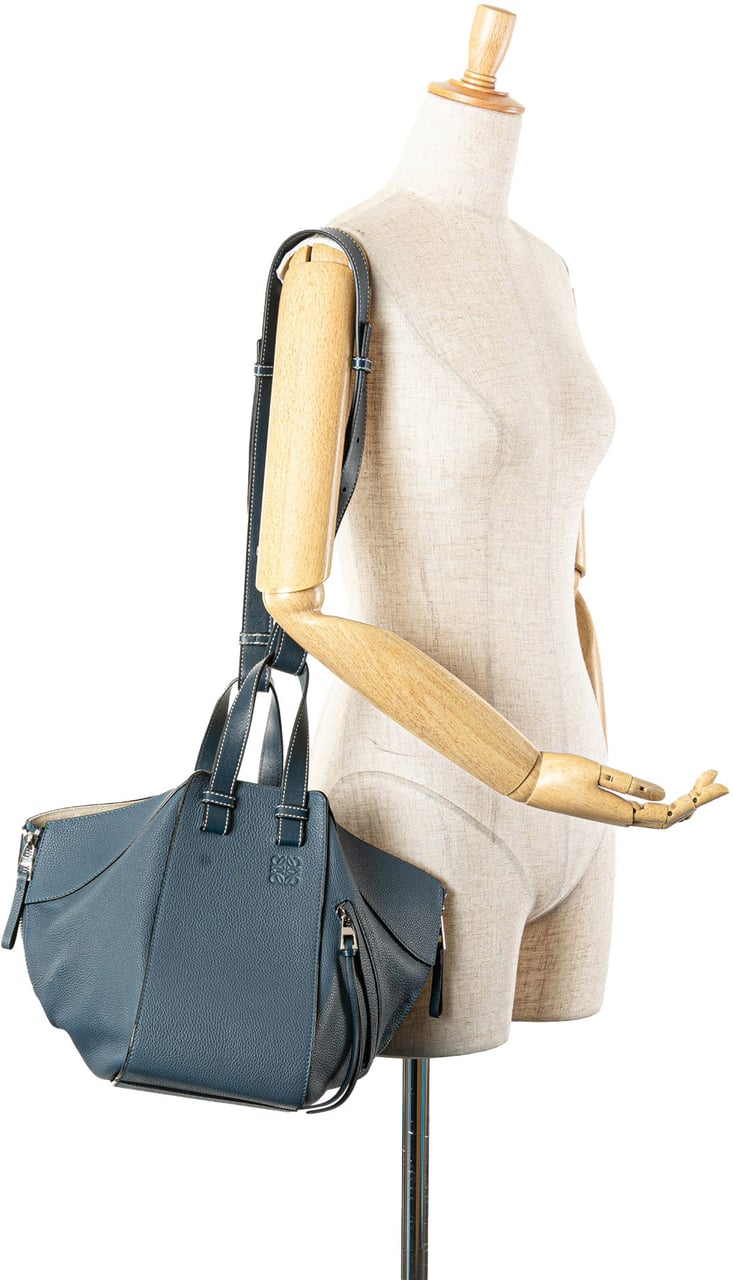 Loewe Small Leather Hammock Bag Blauw