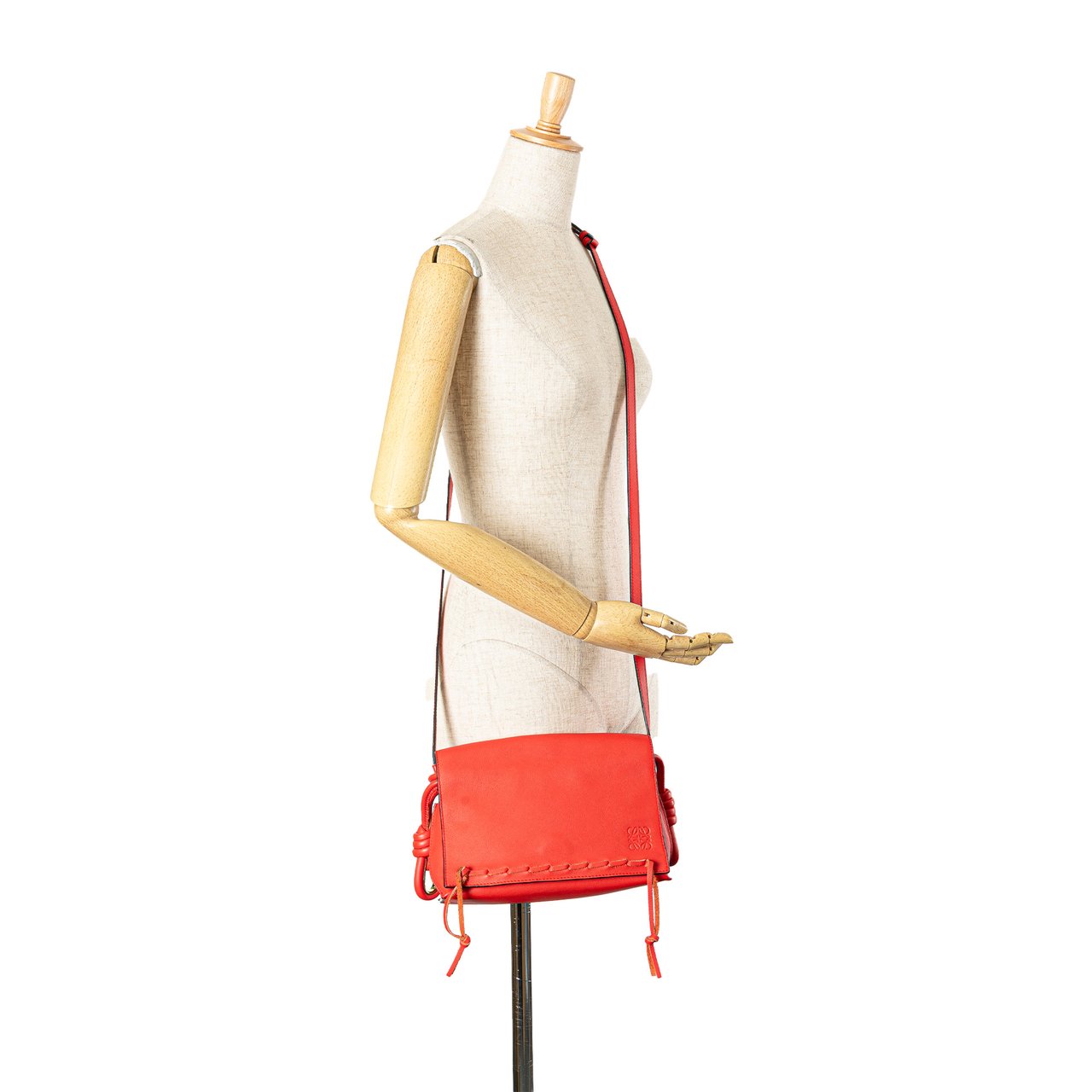 Loewe Leather Flamenco Knot Whipstitch Crossbody Rood