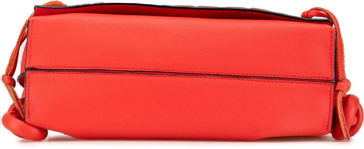 Loewe Leather Flamenco Knot Whipstitch Crossbody Rood