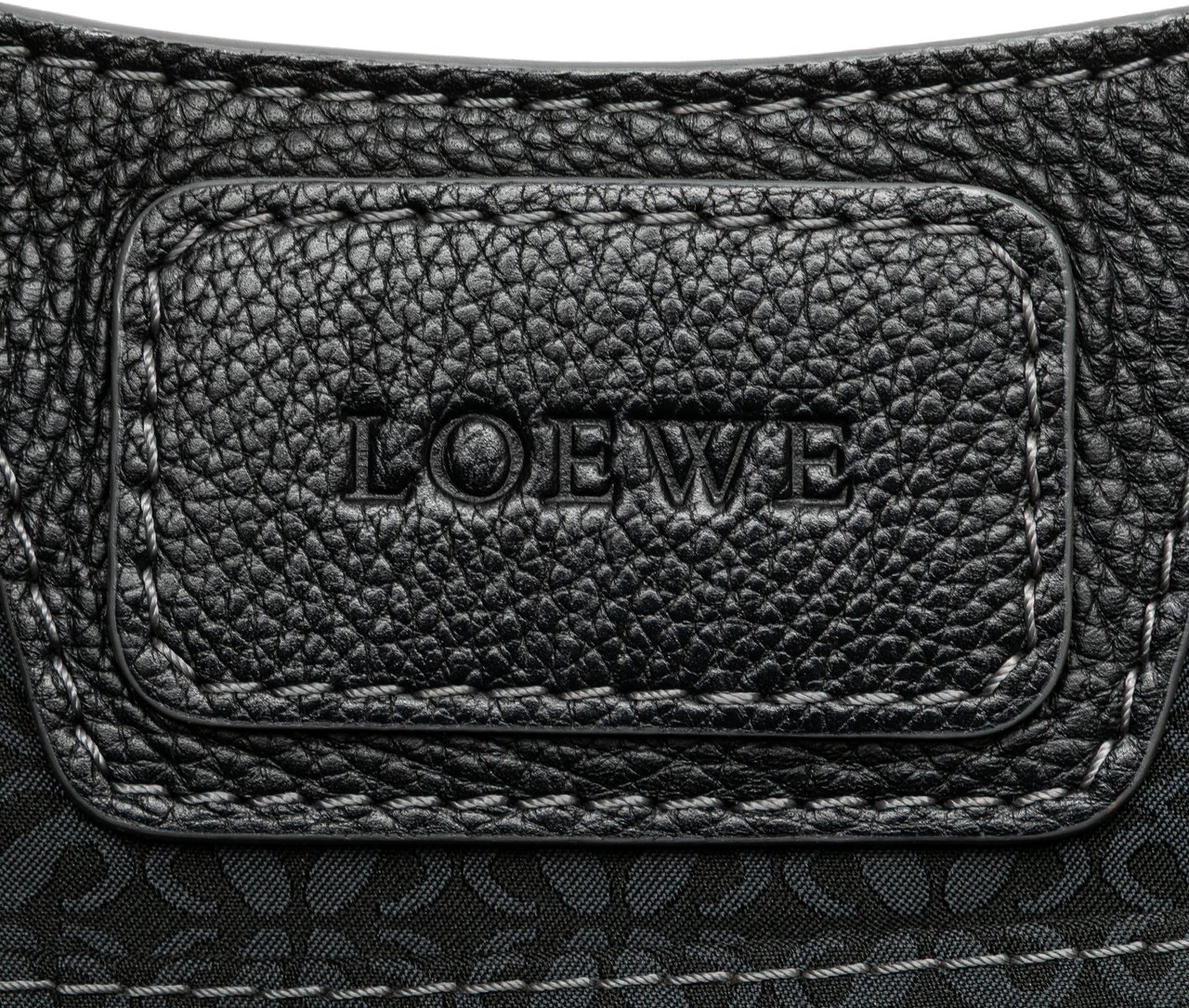 Loewe Anagram Canvas Tote Zwart