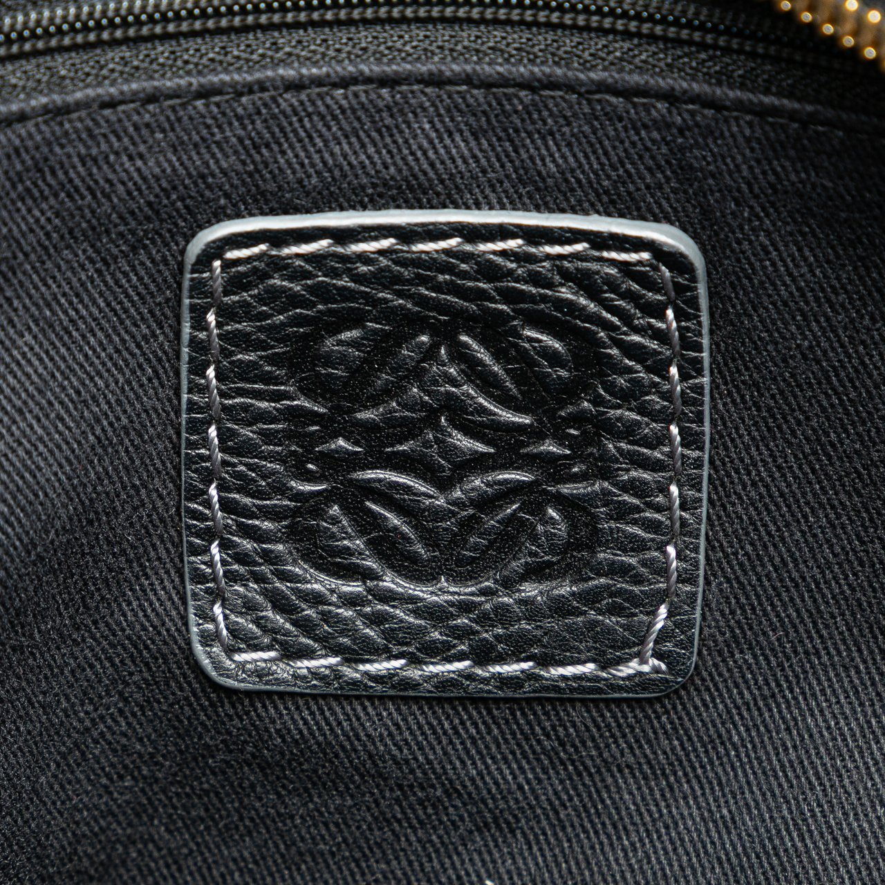 Loewe Anagram Canvas Tote Zwart