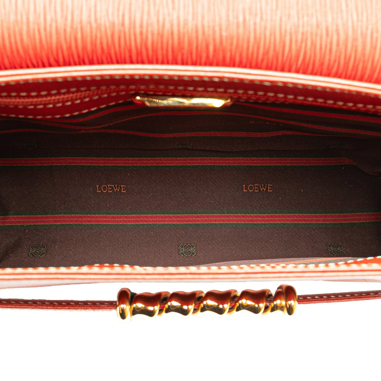 Loewe Leather Velazquez Twist Clutch Rood