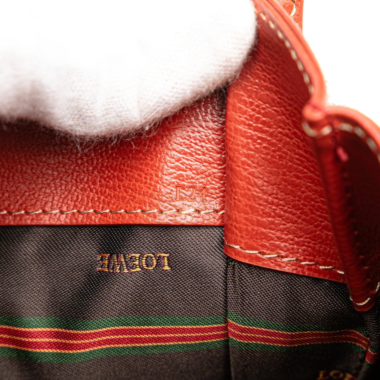 Loewe Leather Velazquez Twist Crossbody Rood