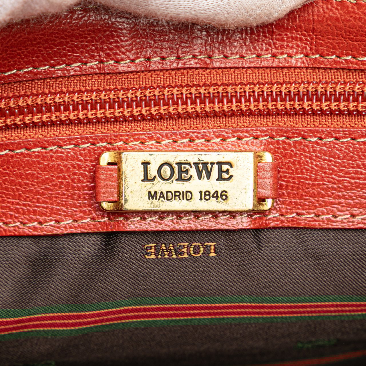 Loewe Leather Velazquez Twist Crossbody Rood