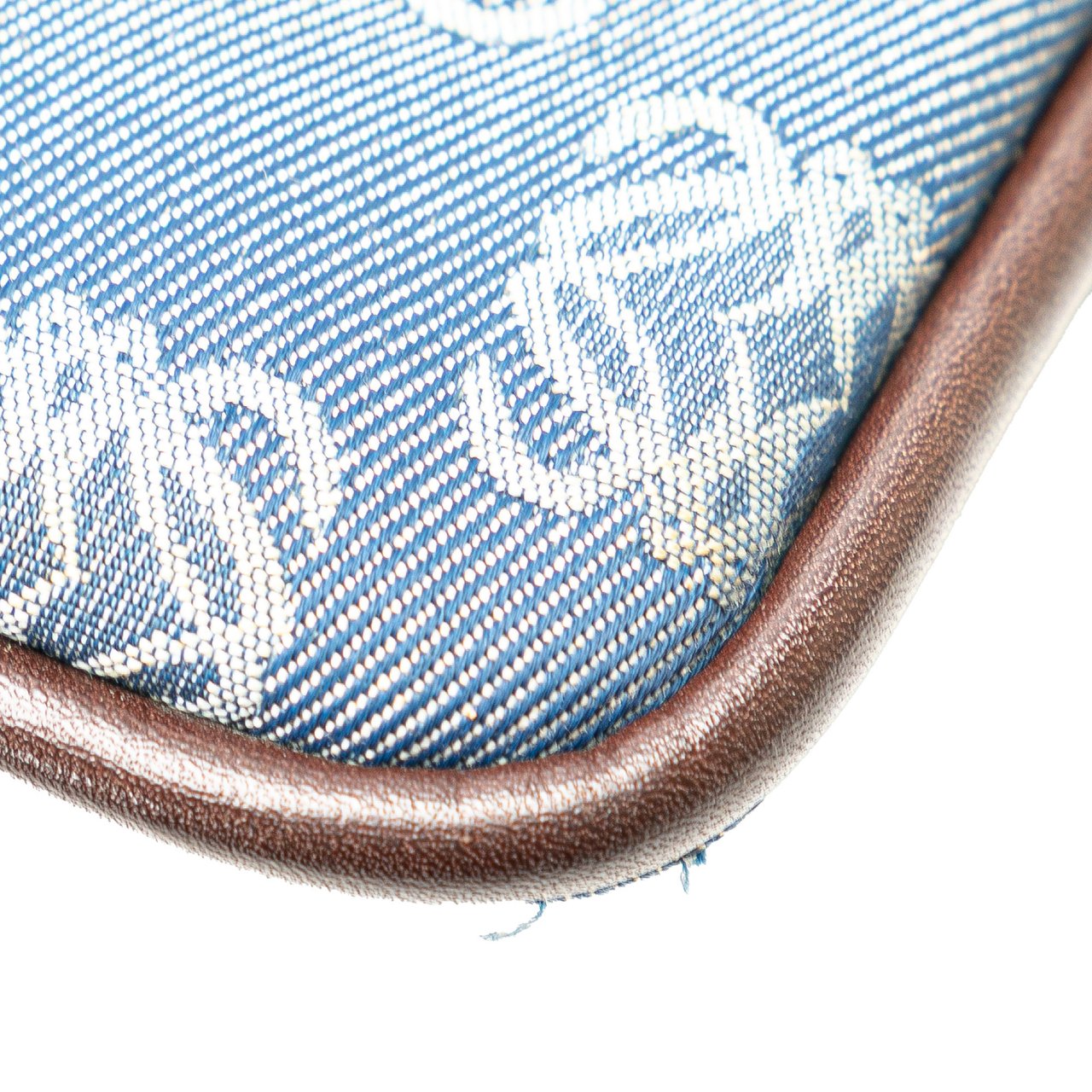 Loewe Anagram Denim Crossbody Blauw