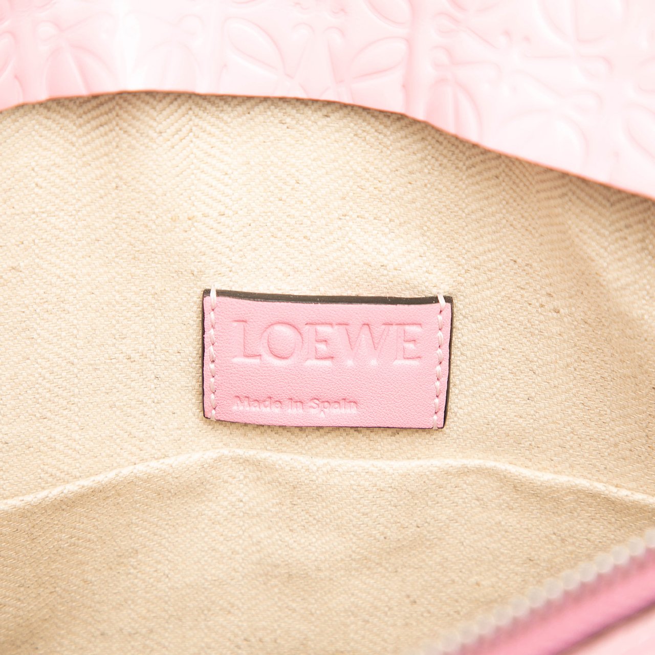 Loewe Embossed Leather Anagram Repeat T Clutch Roze