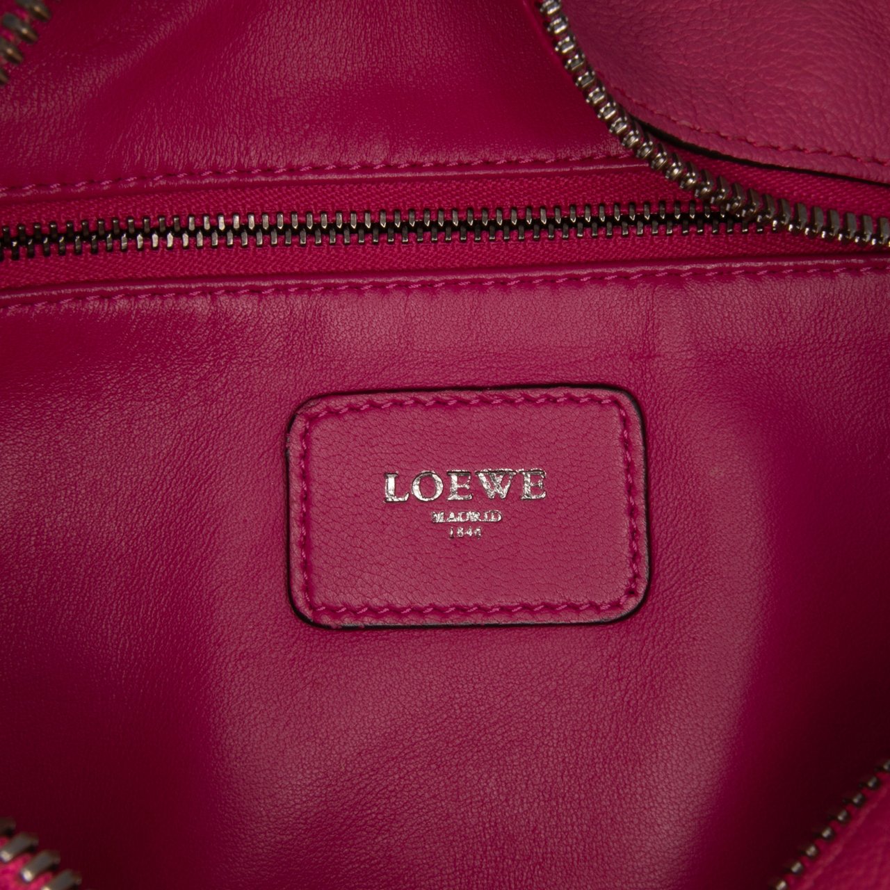 Loewe Tricolor Goatskin Amazona 28 Roze