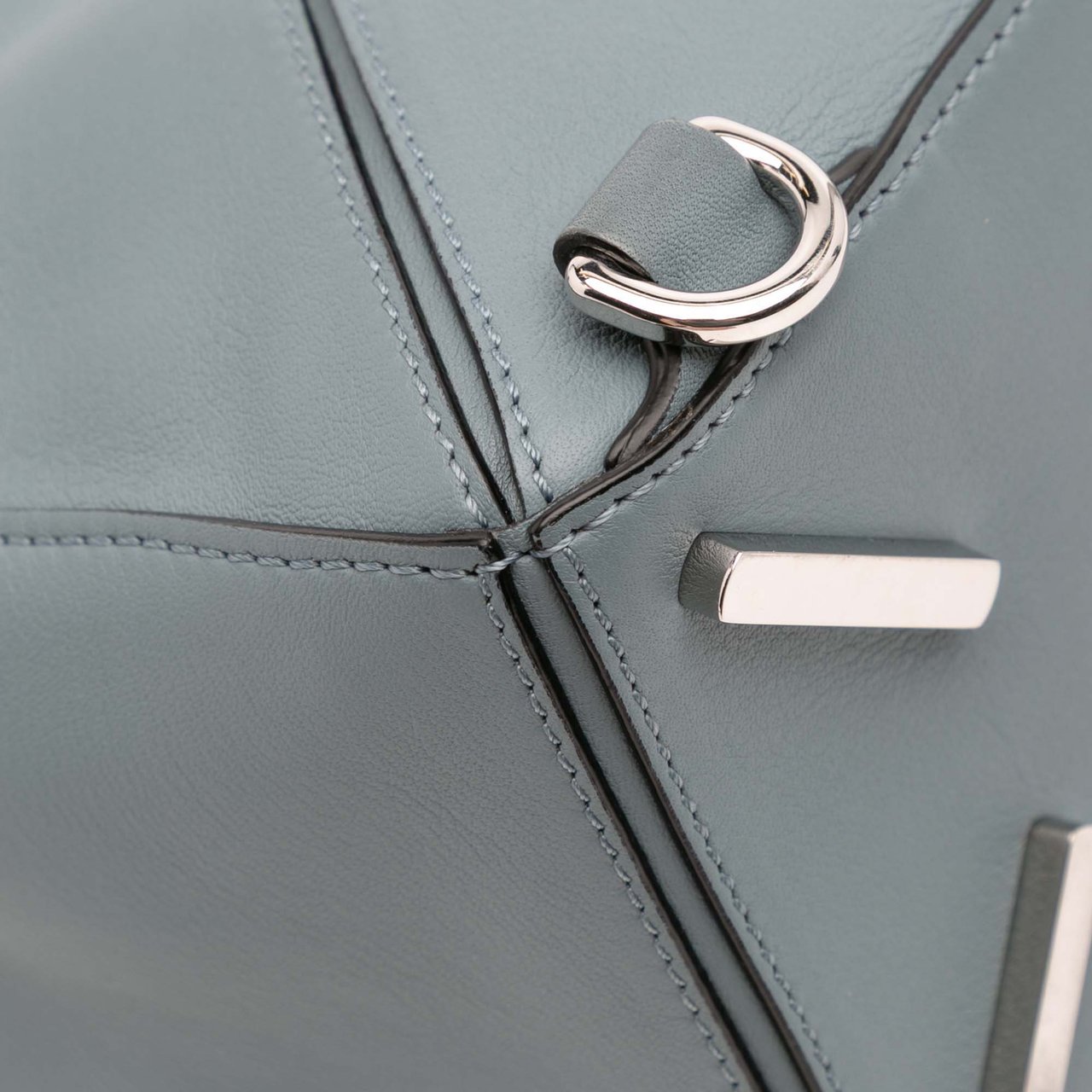 Loewe Small Calfskin Puzzle Satchel Blauw