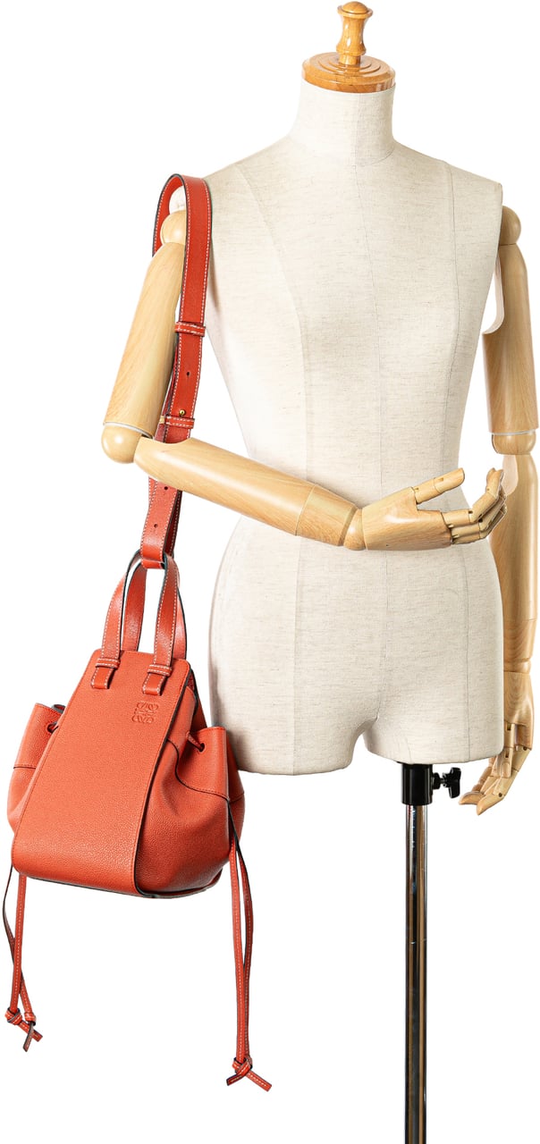 Loewe Small Leather Hammock Satchel Oranje