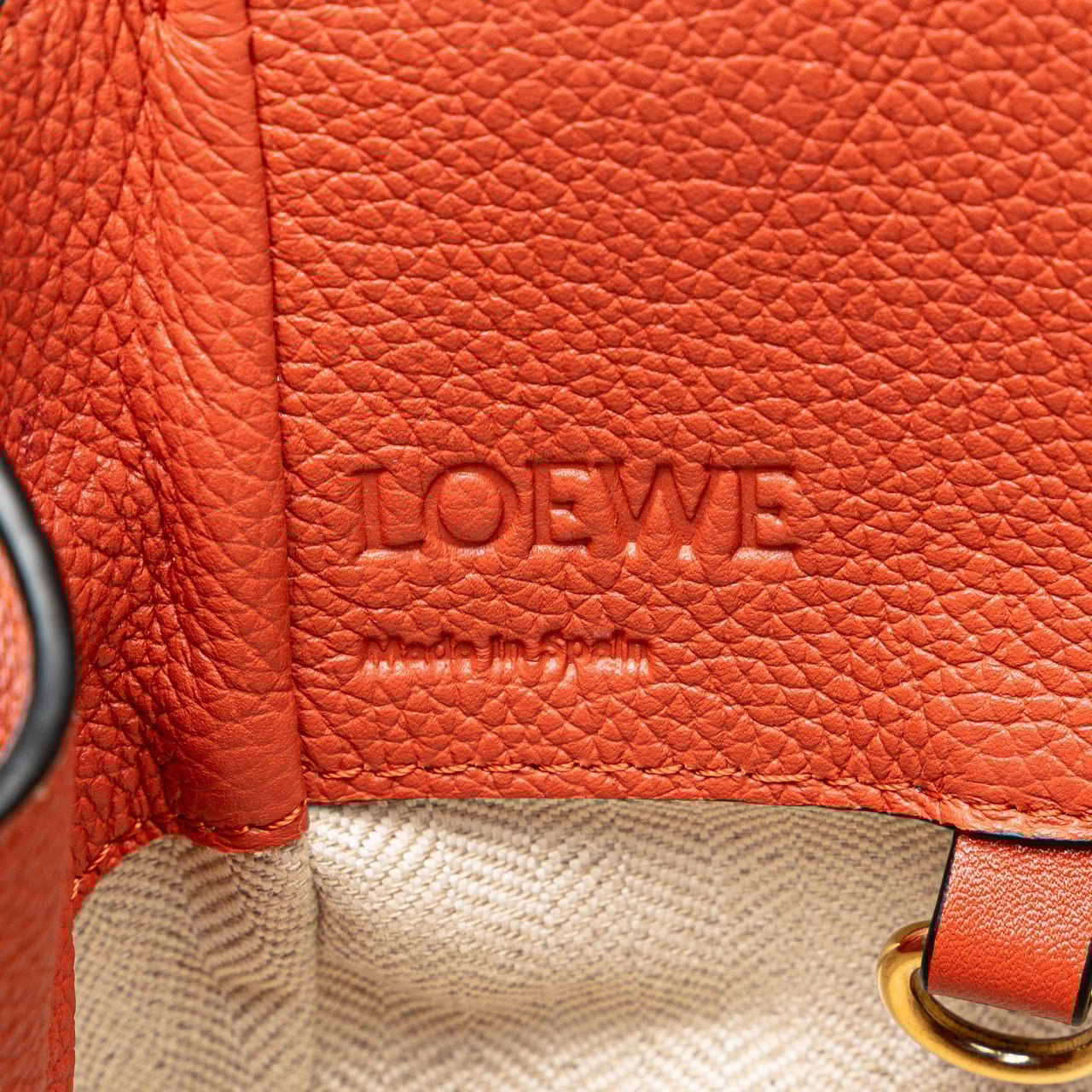 Loewe Small Leather Hammock Satchel Oranje