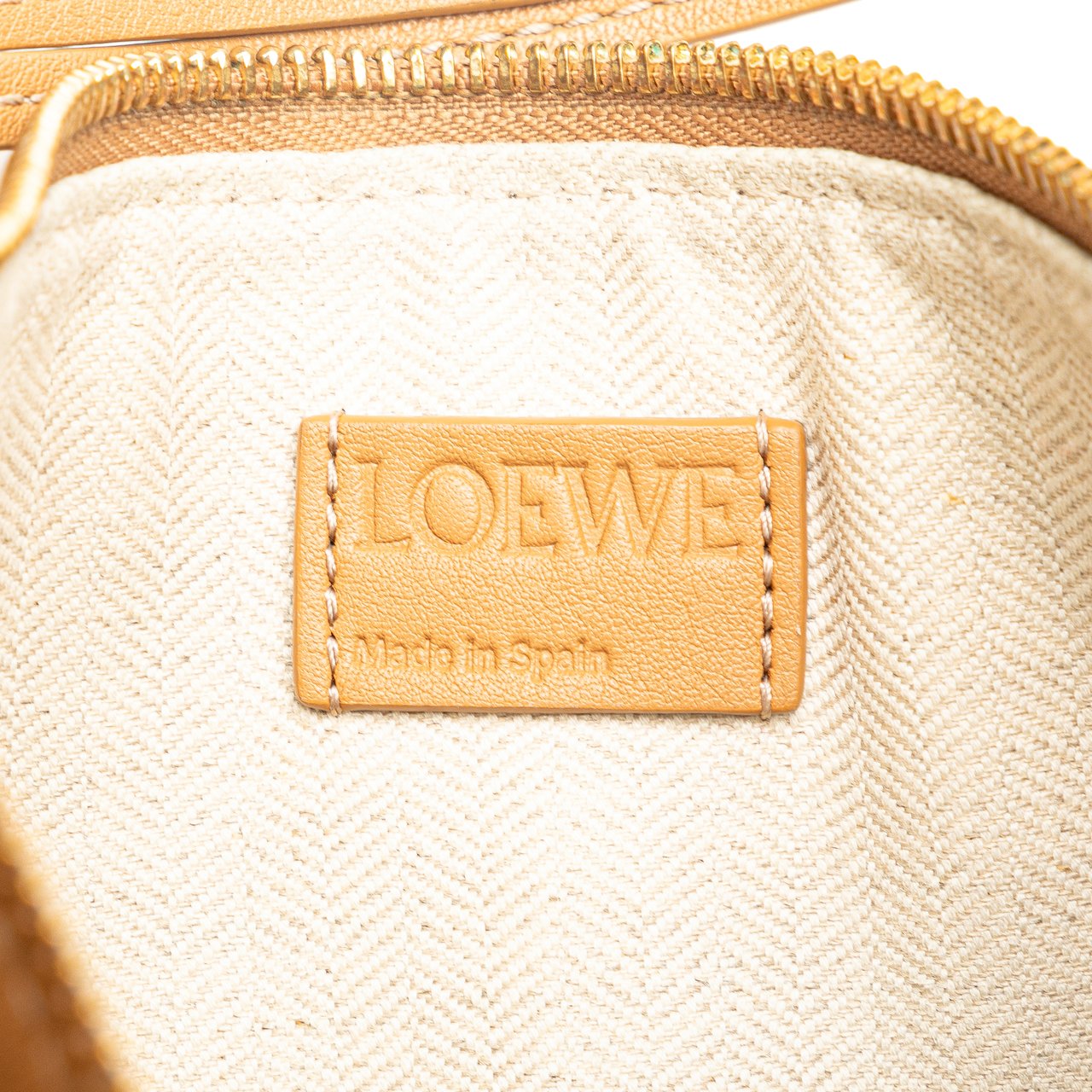 Loewe Mini Leather Hammock Hobo Bruin