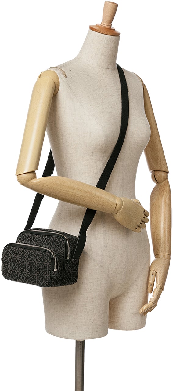 Loewe Mini Anagram Canvas Logo Camera Bag Zwart