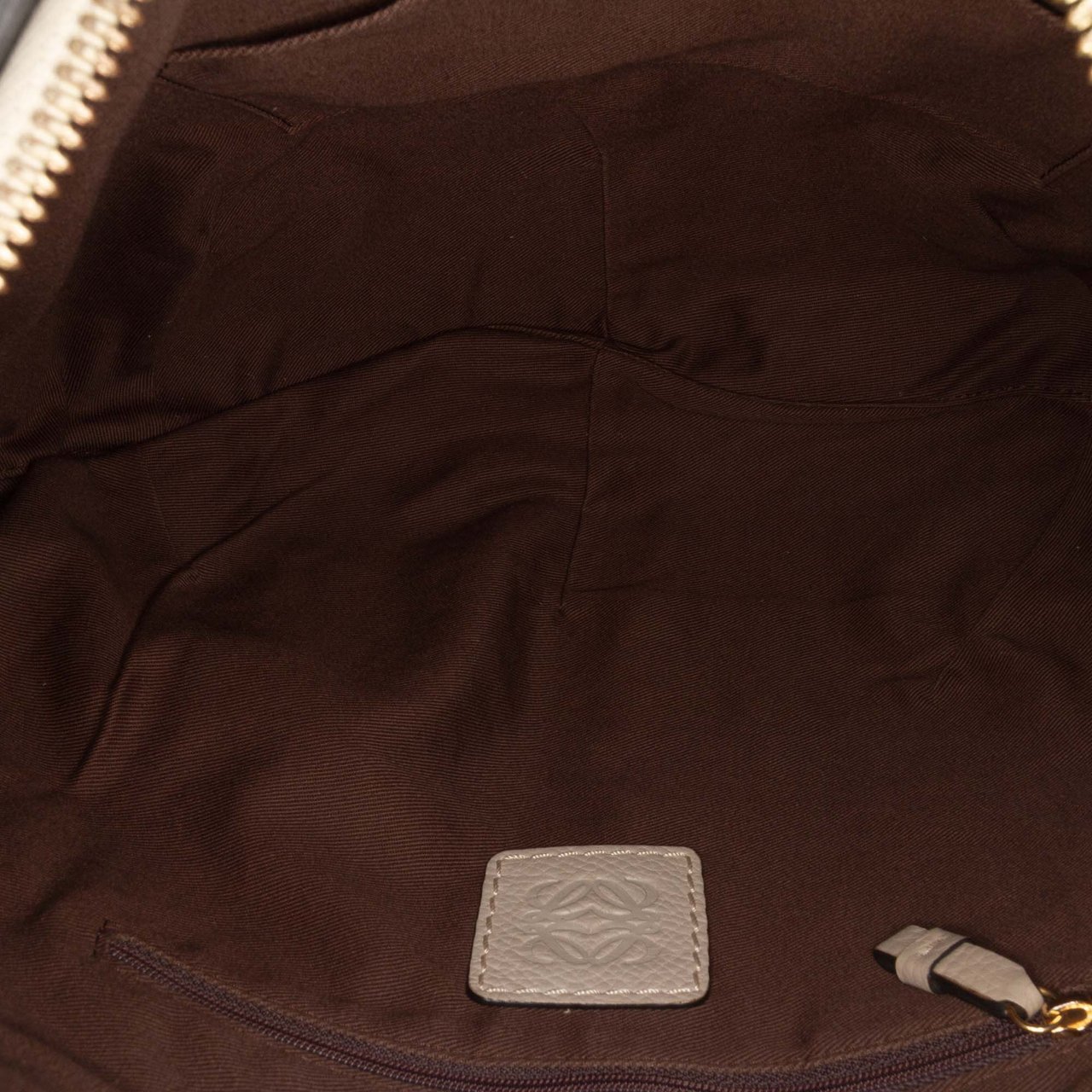 Loewe Anagram Canvas New Road Hobo Bruin