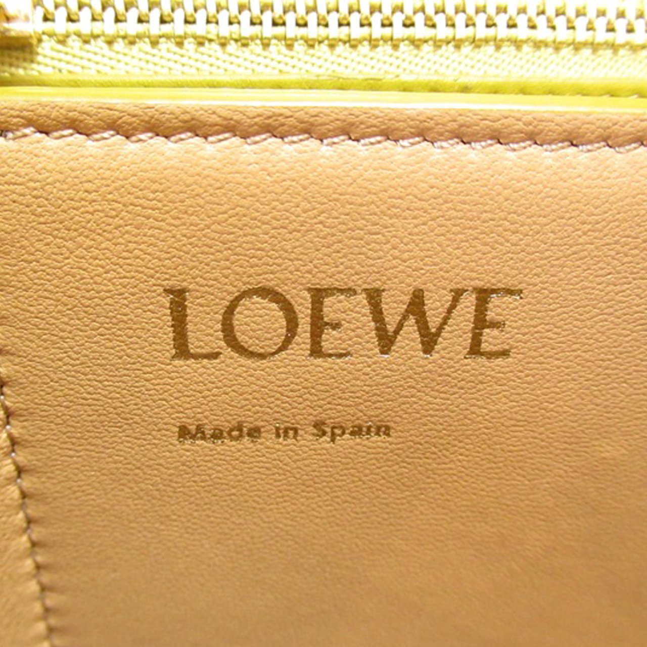 Loewe Small Leather Barcelona Crossbody Geel