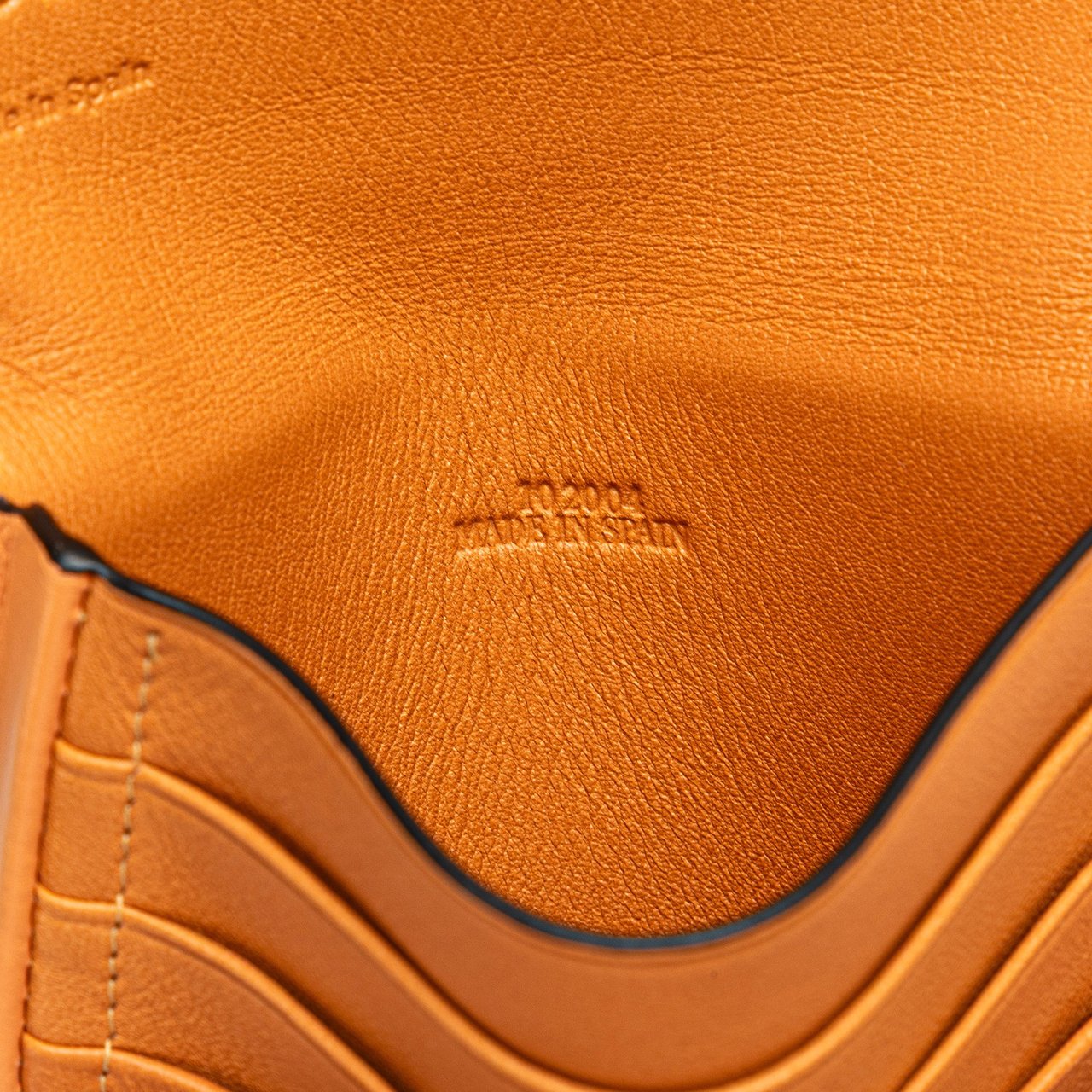 Loewe Small Soft Calfskin Heel Pouch Oranje