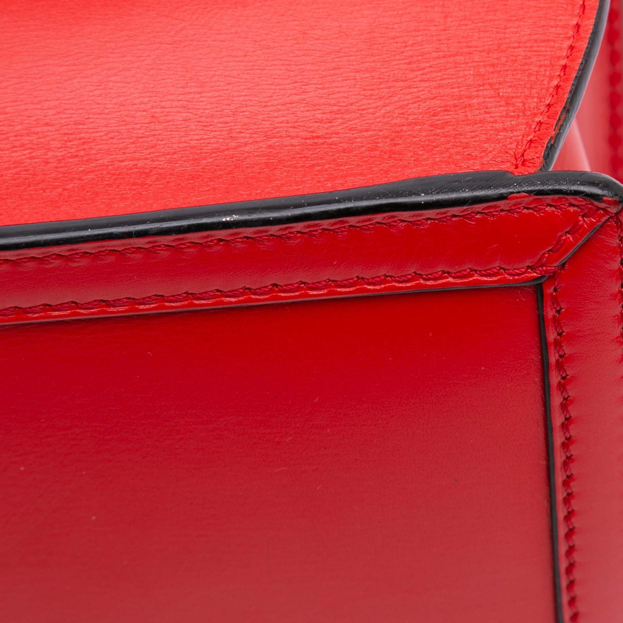 Loewe Medium Leather Barcelona Crossbody Rood