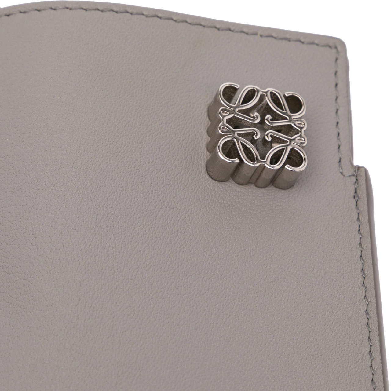 Loewe Calfskin Dice Pocket Crossbody Grijs