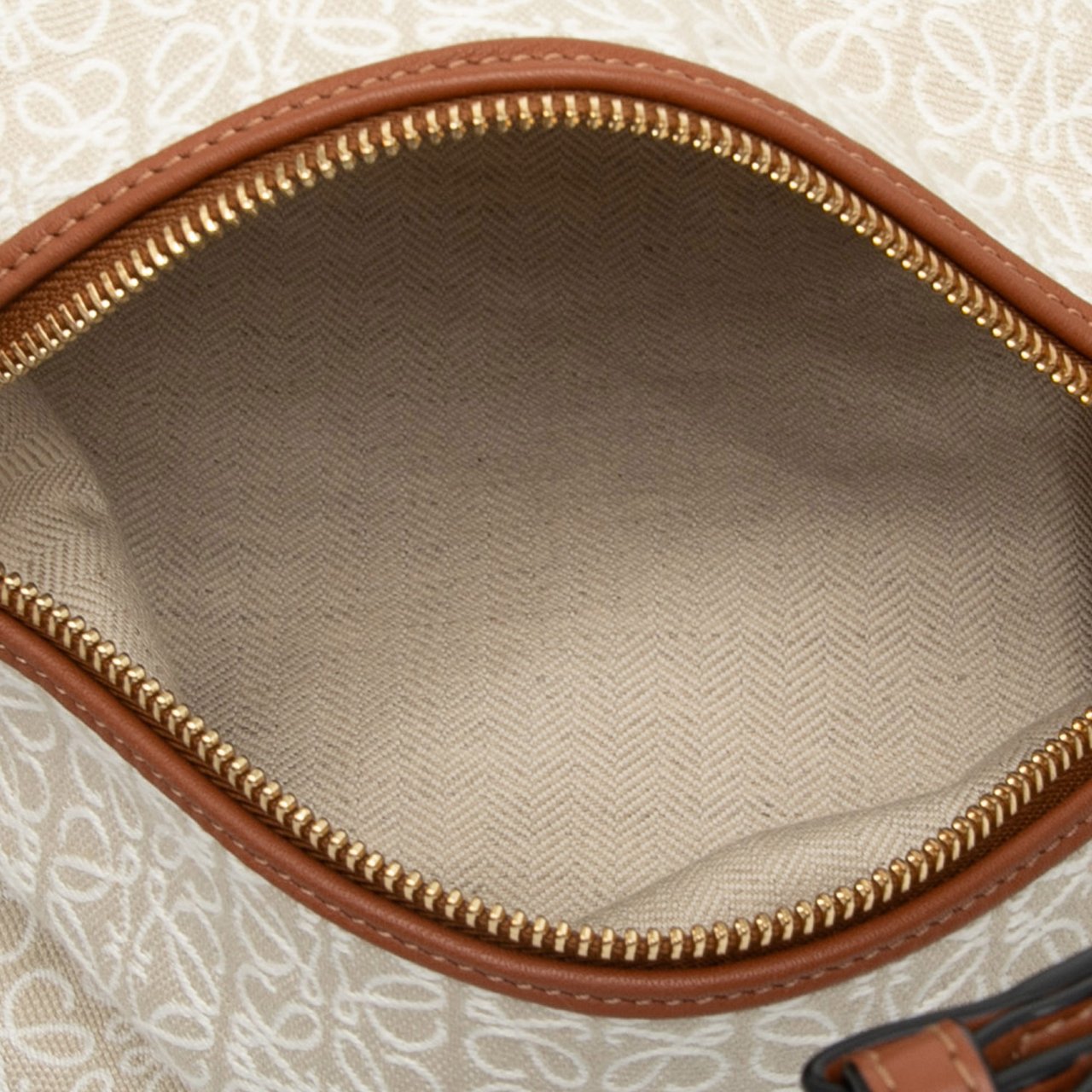 Loewe Small Anagram Jacquard Cubi Bag Bruin