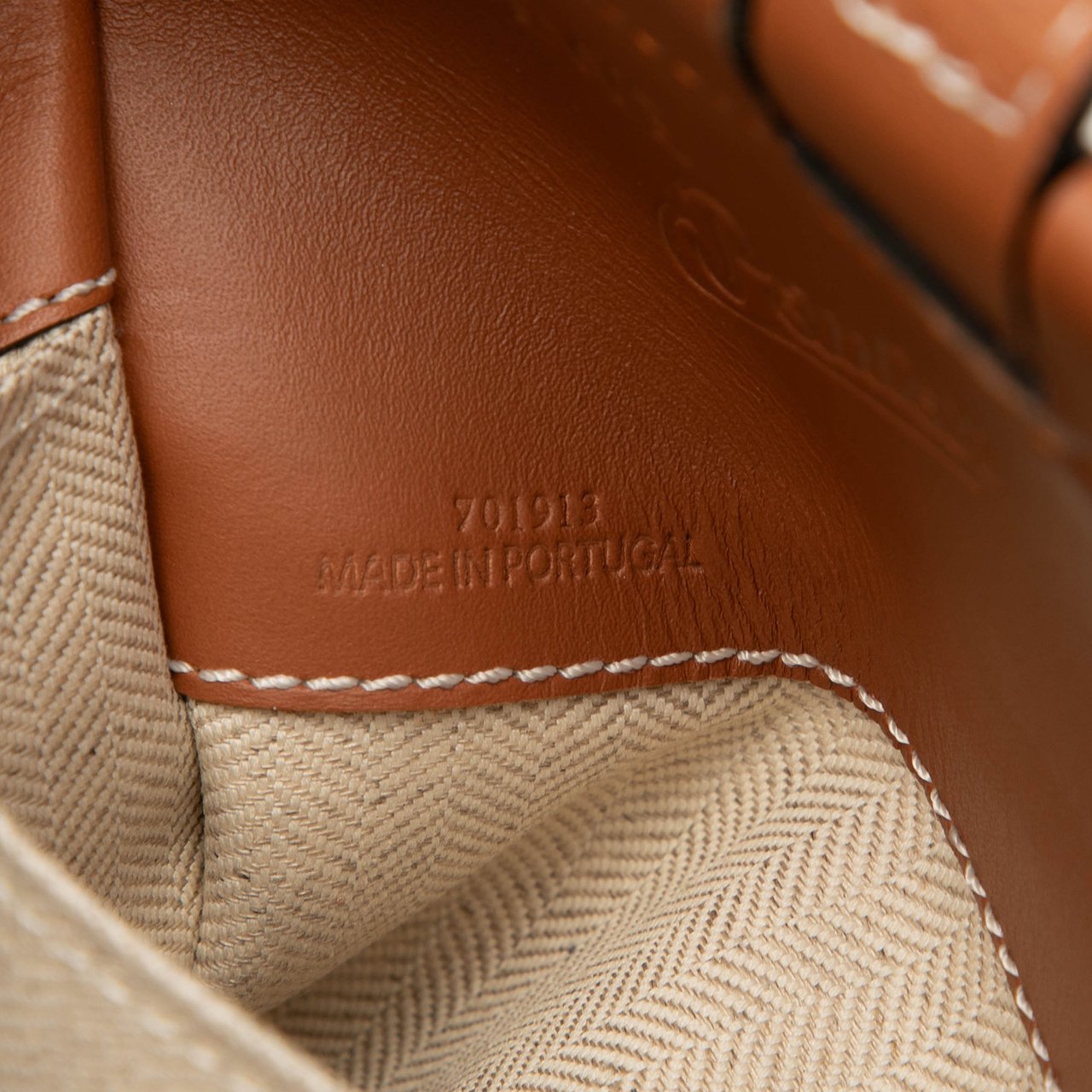 Loewe Paulas Ibiza Small Printed Canvas Cushion Tote Rood