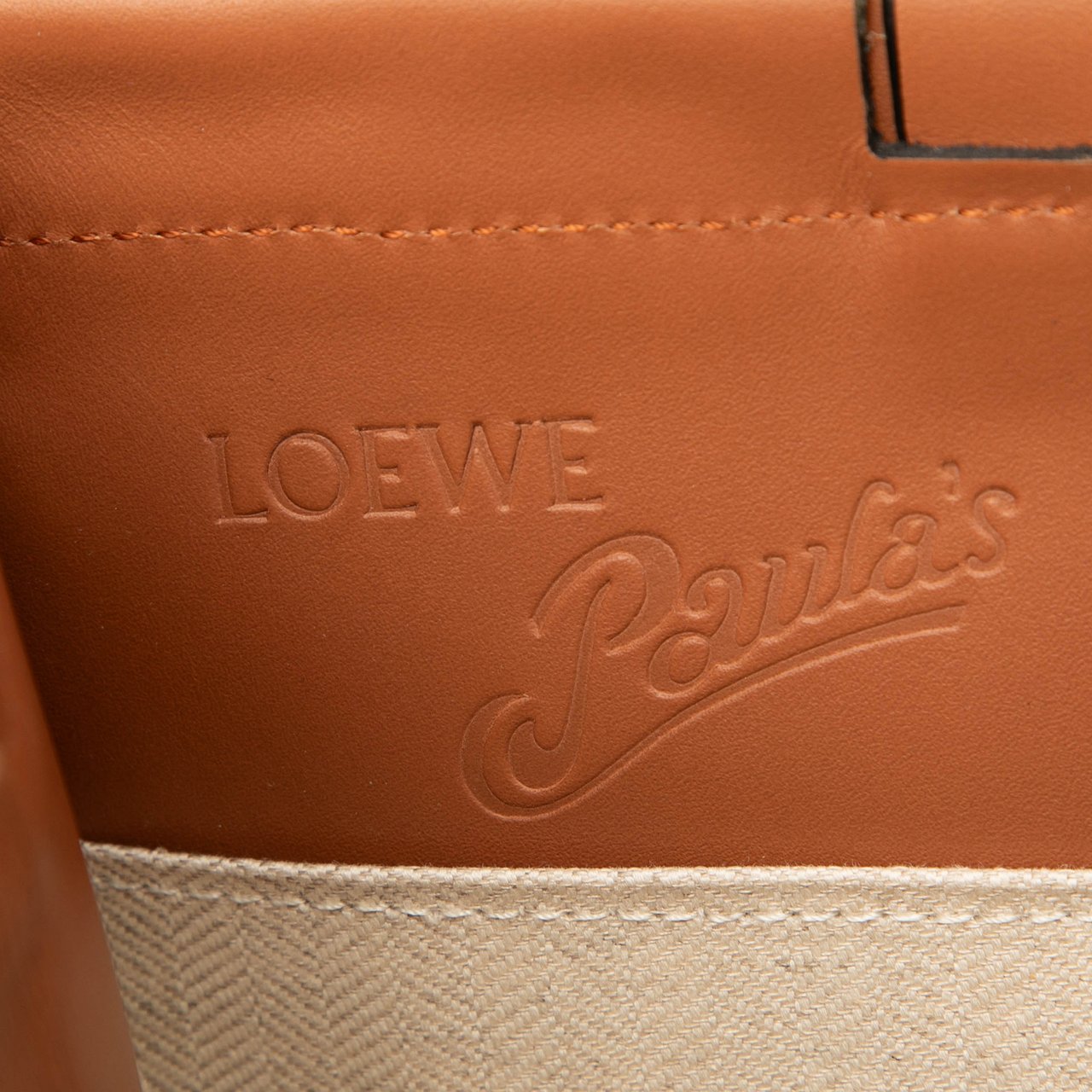 Loewe Paulas Ibiza Small Printed Canvas Cushion Tote Rood